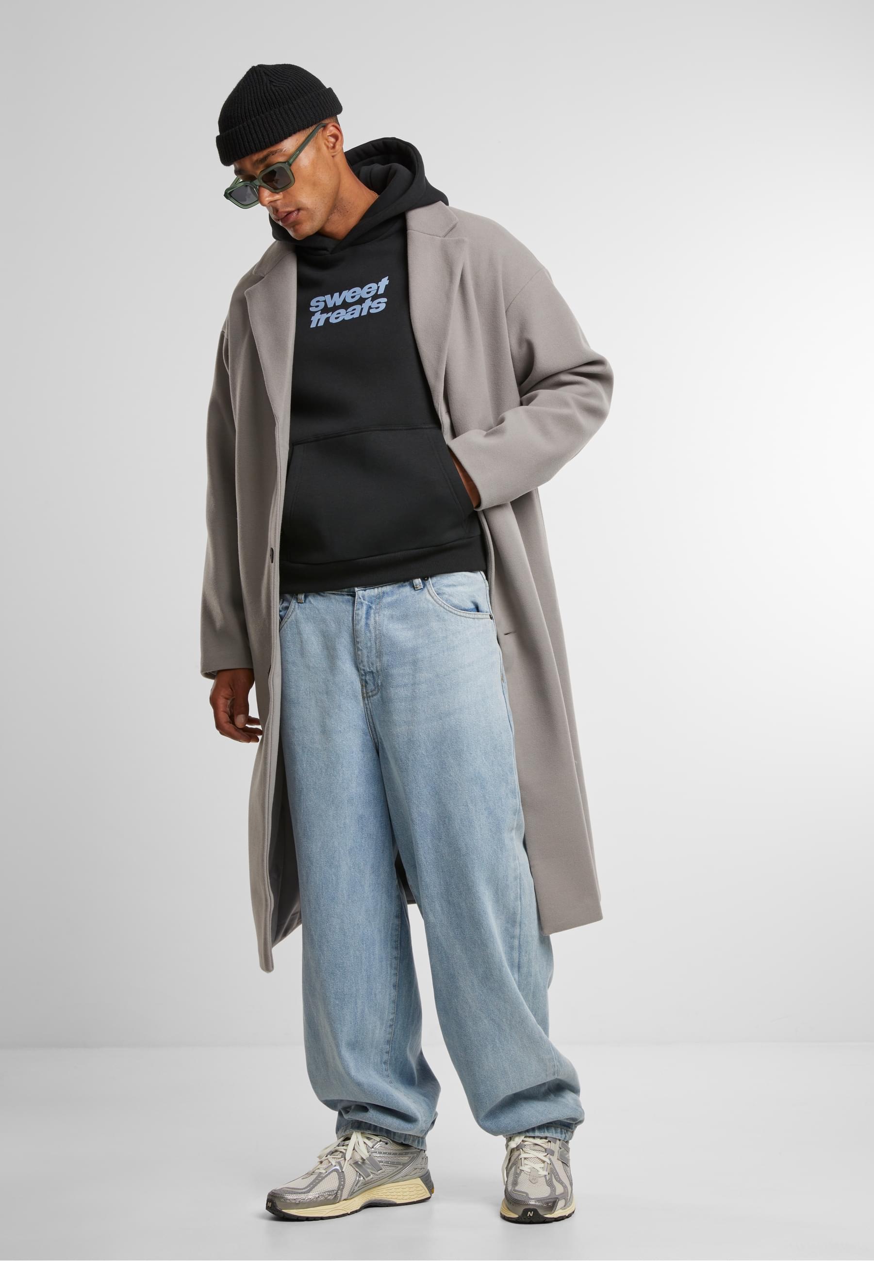 Upscale by Mister Tee Kapuzensweatshirt »Upscale by Mister Tee Sweet Treats Fluffy Hoody«, (1 tlg.)