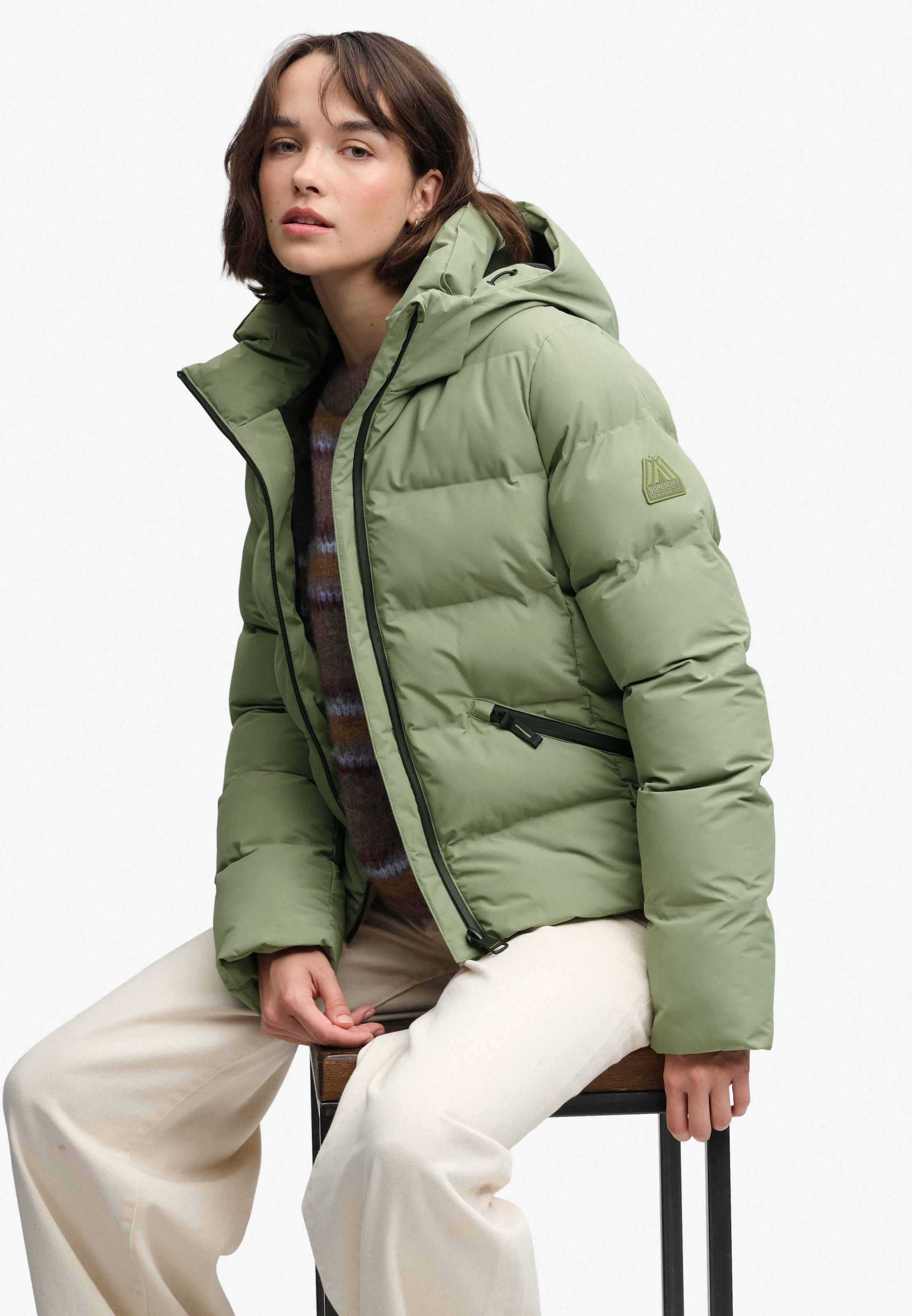 Superdry Steppjacke »HOODED CITY PADDED JACKET« mit Kapuze Kunstfaser, relaxed fit