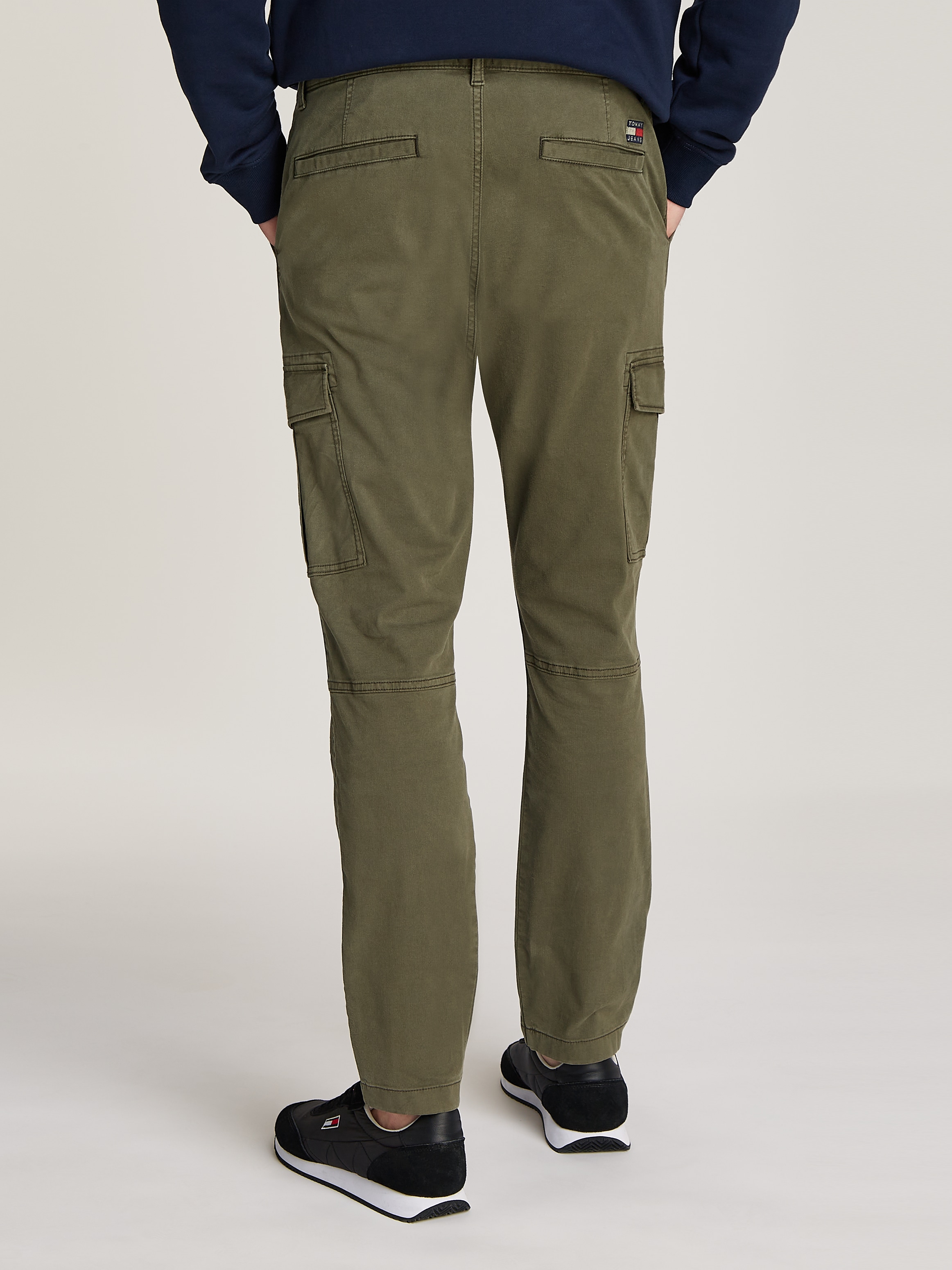 Tommy Jeans Cargohose "TJM AUSTIN LIGHTWEIGHT CARGO", mit bestickten Marken günstig online kaufen