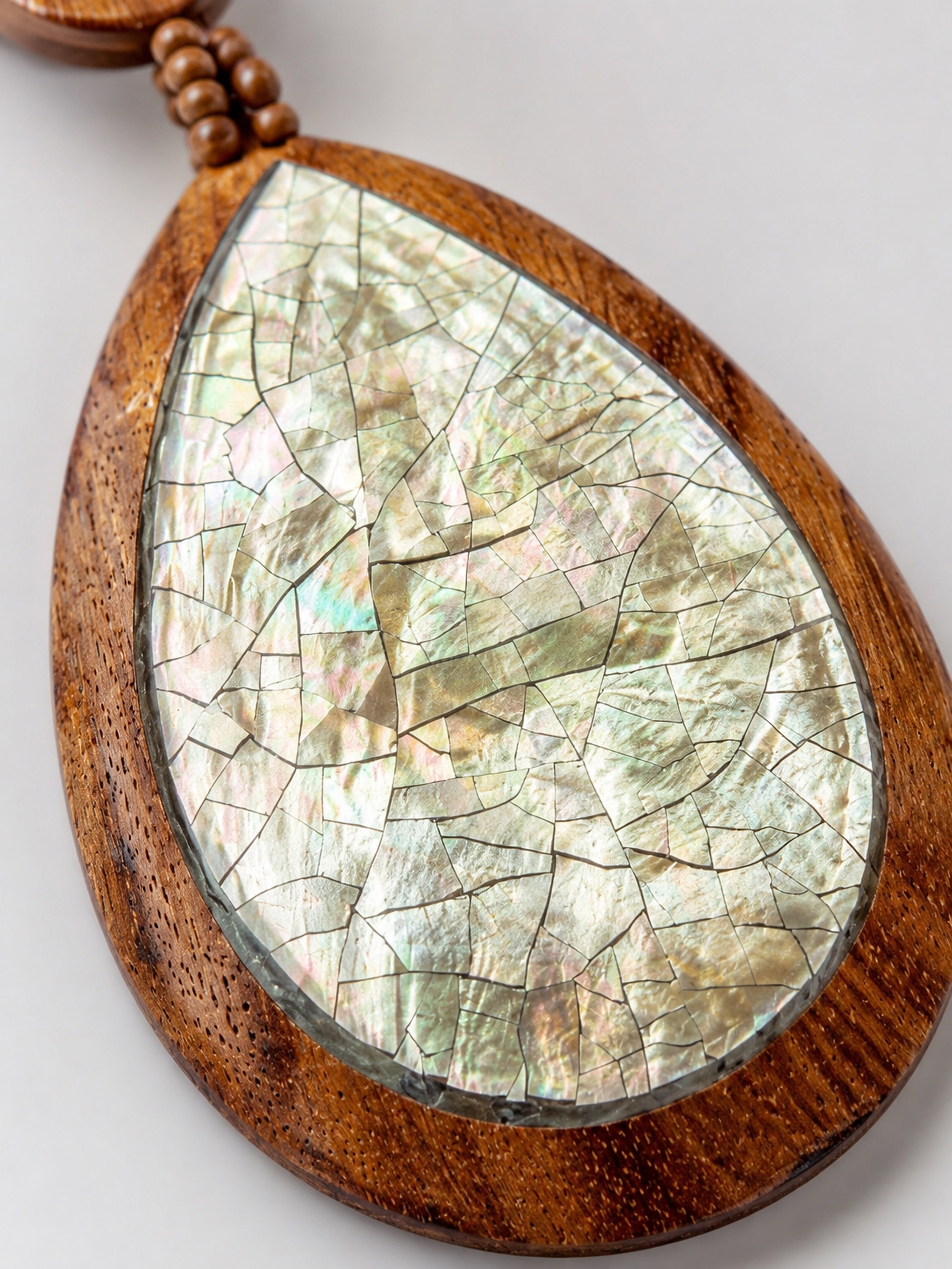 COLLEZIONE ALESSANDRO Lange Kette »Luna« aus Holz und echten Muscheln