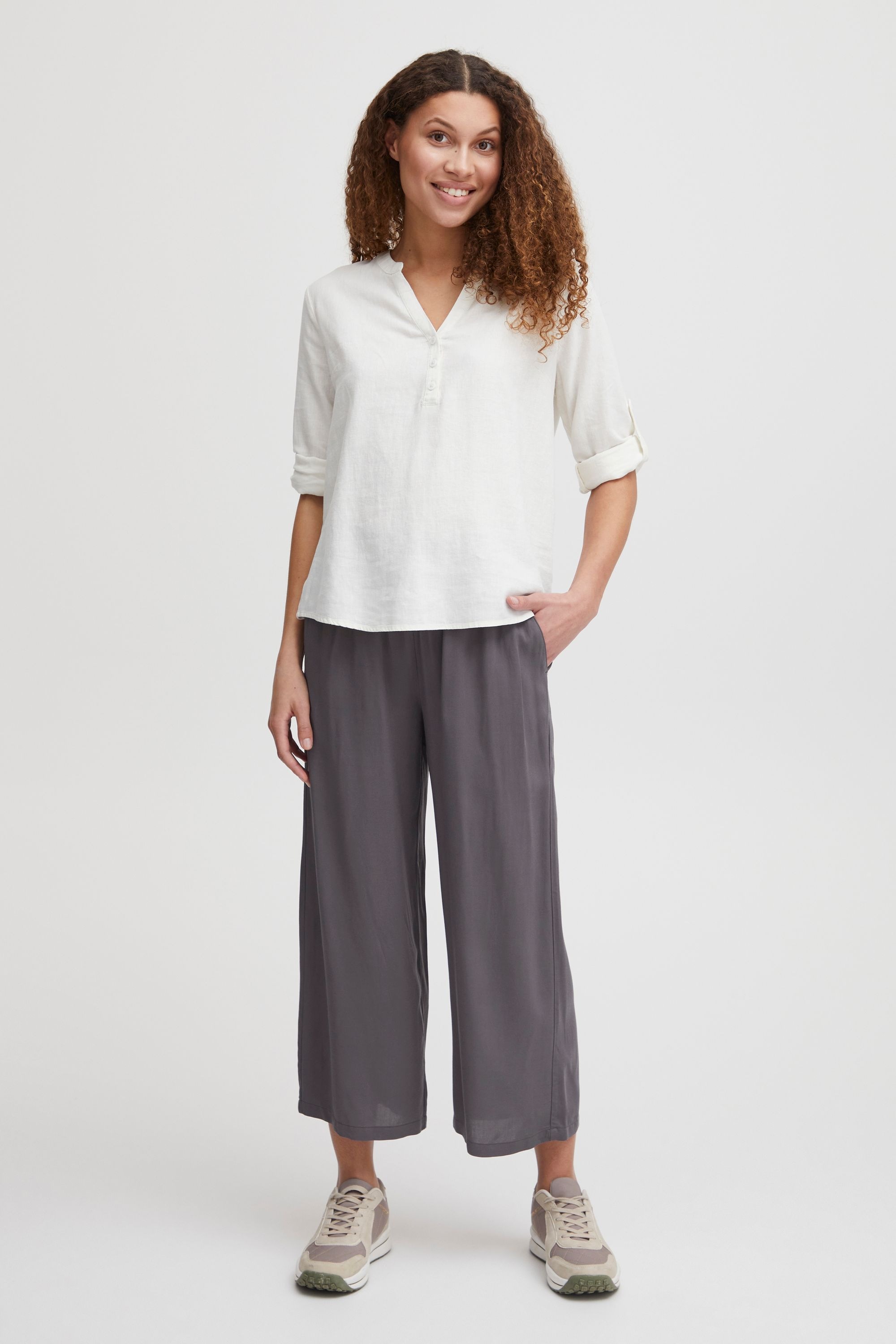 Oxmo Elisabeth Women's Trousers Blackened Pearl 36 2
