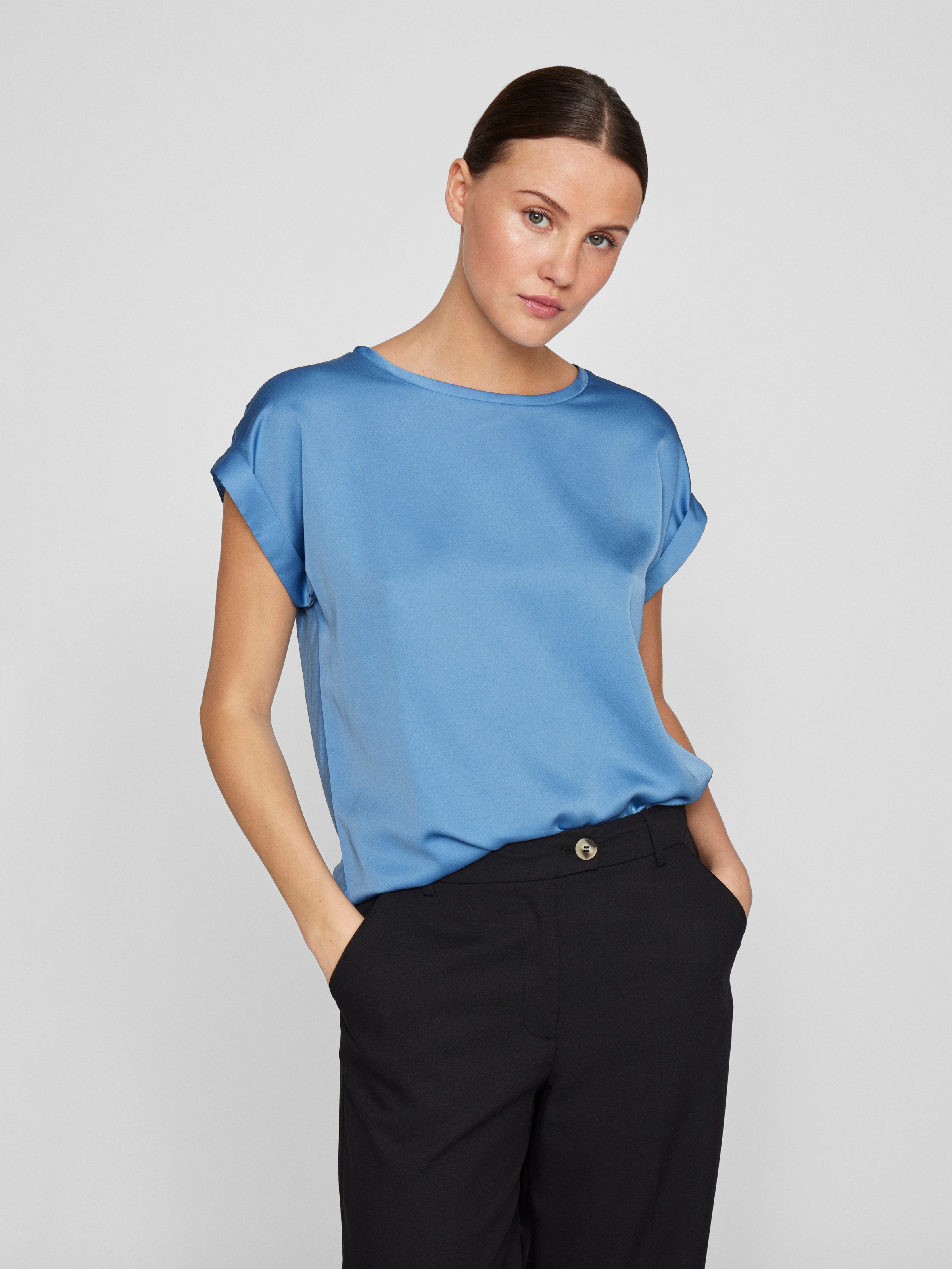 Vila "VIELLETTE S/S SATIN TOP - NOOS" Satin Optik günstig online kaufen