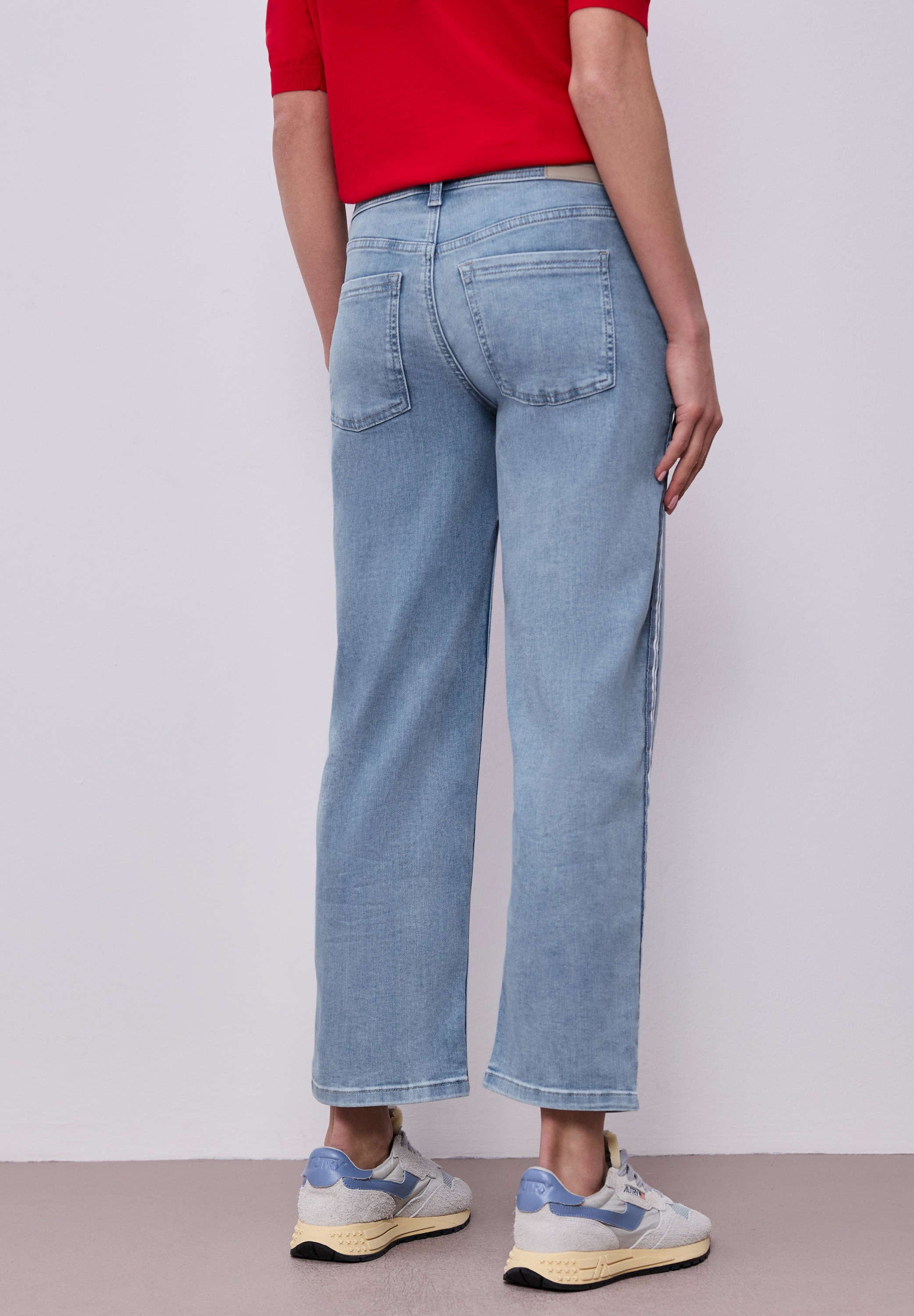 STREET ONE Straight-Jeans "Style Amalia Straight" mit dekorativem hellblaue günstig online kaufen