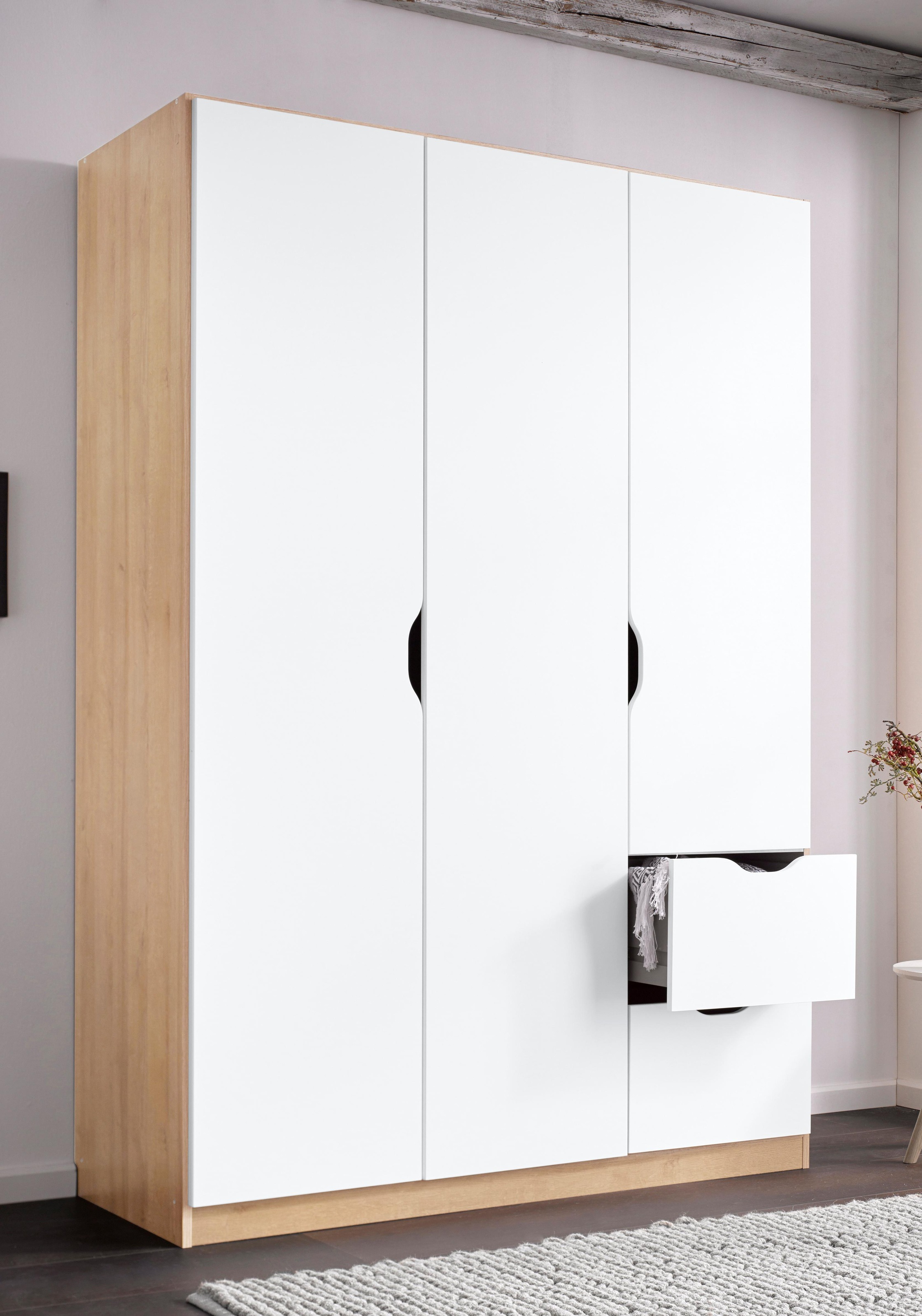 rauch Kleiderschrank »Freising geräumiger Schrank Garderobe Schlafzimmerschrank«, (in 2 Breiten erhältlich TOP ANGEBOT !), mit Griffmulden und Schubkästen OTTO´s Chois TOP PRODUKT