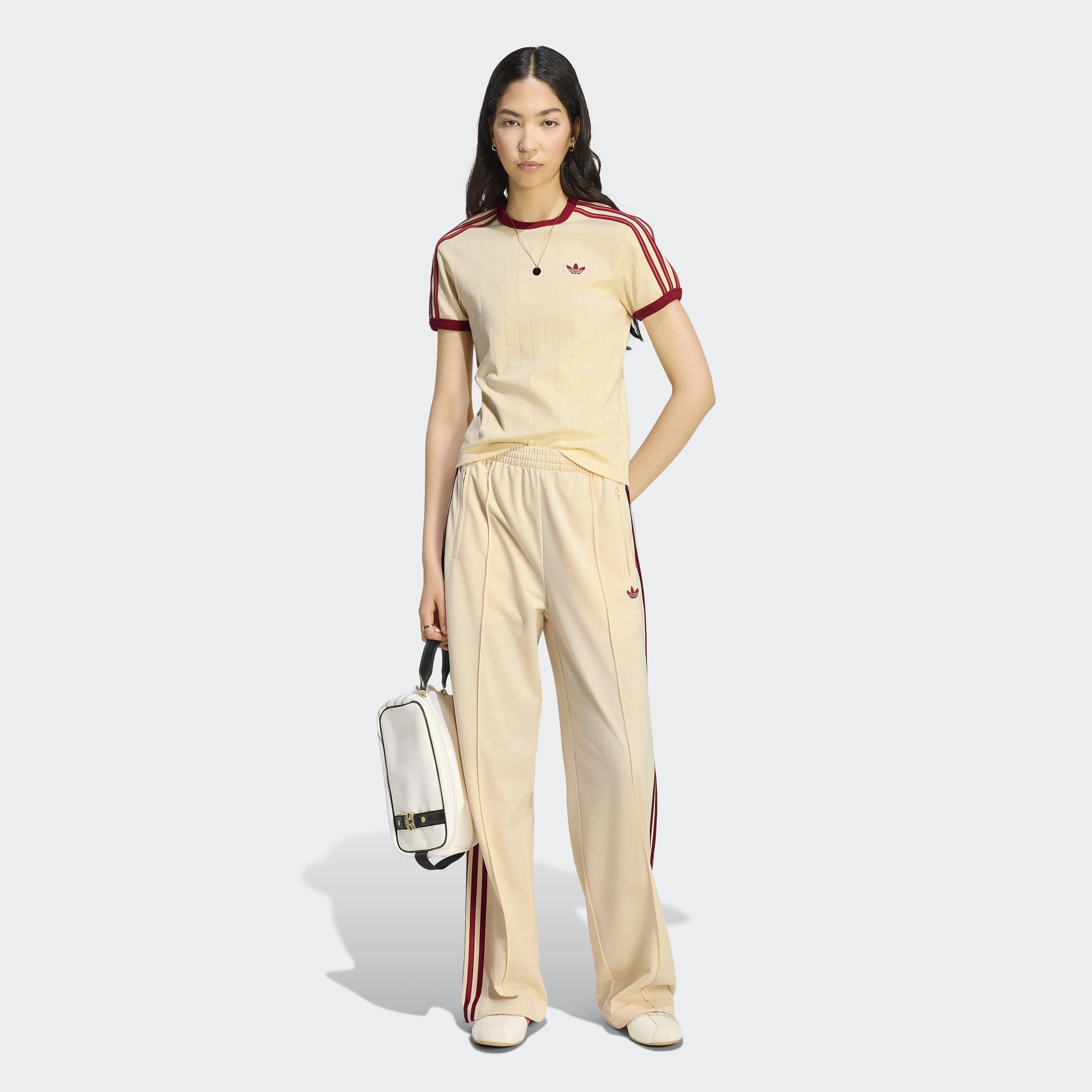 adidas Originals T-Shirt »PSTRIPE SS TEE« mit Nadelstreifen-Design, ohne Verschluss, aus Interlock-Material
