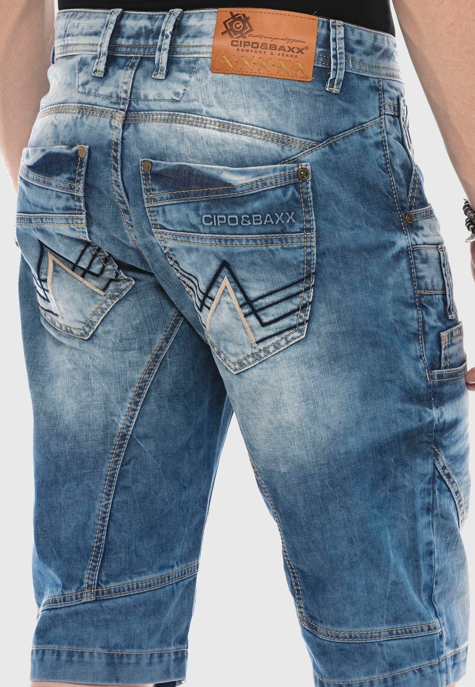 Cipo & Baxx Jeansshorts »Bermuda & Short«, aus reiner Baumwolle