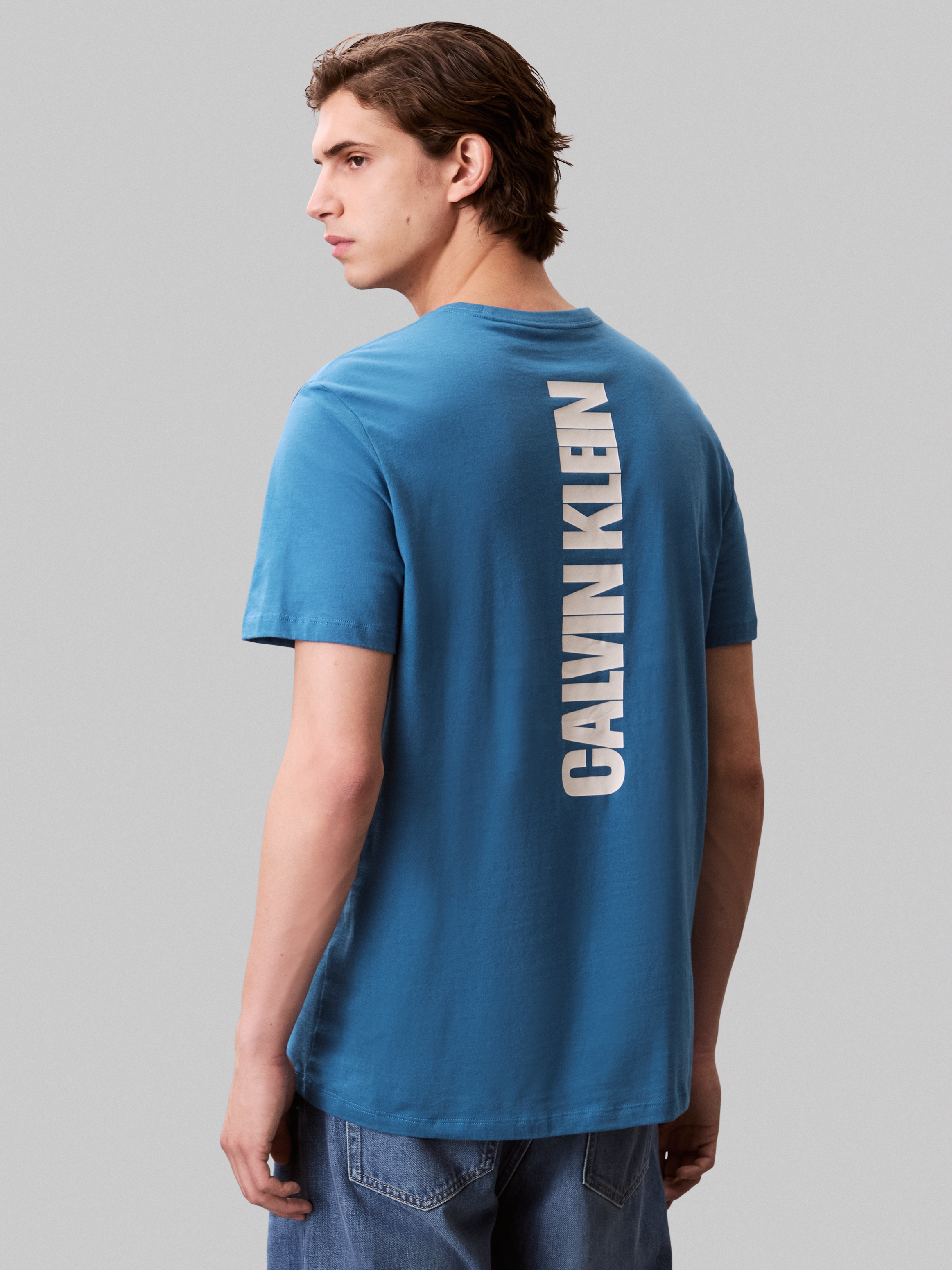 Calvin Klein Jeans T-Shirt »SS 30s E WRD STRTCH«, mit großem Logodruck auf dem Rücken