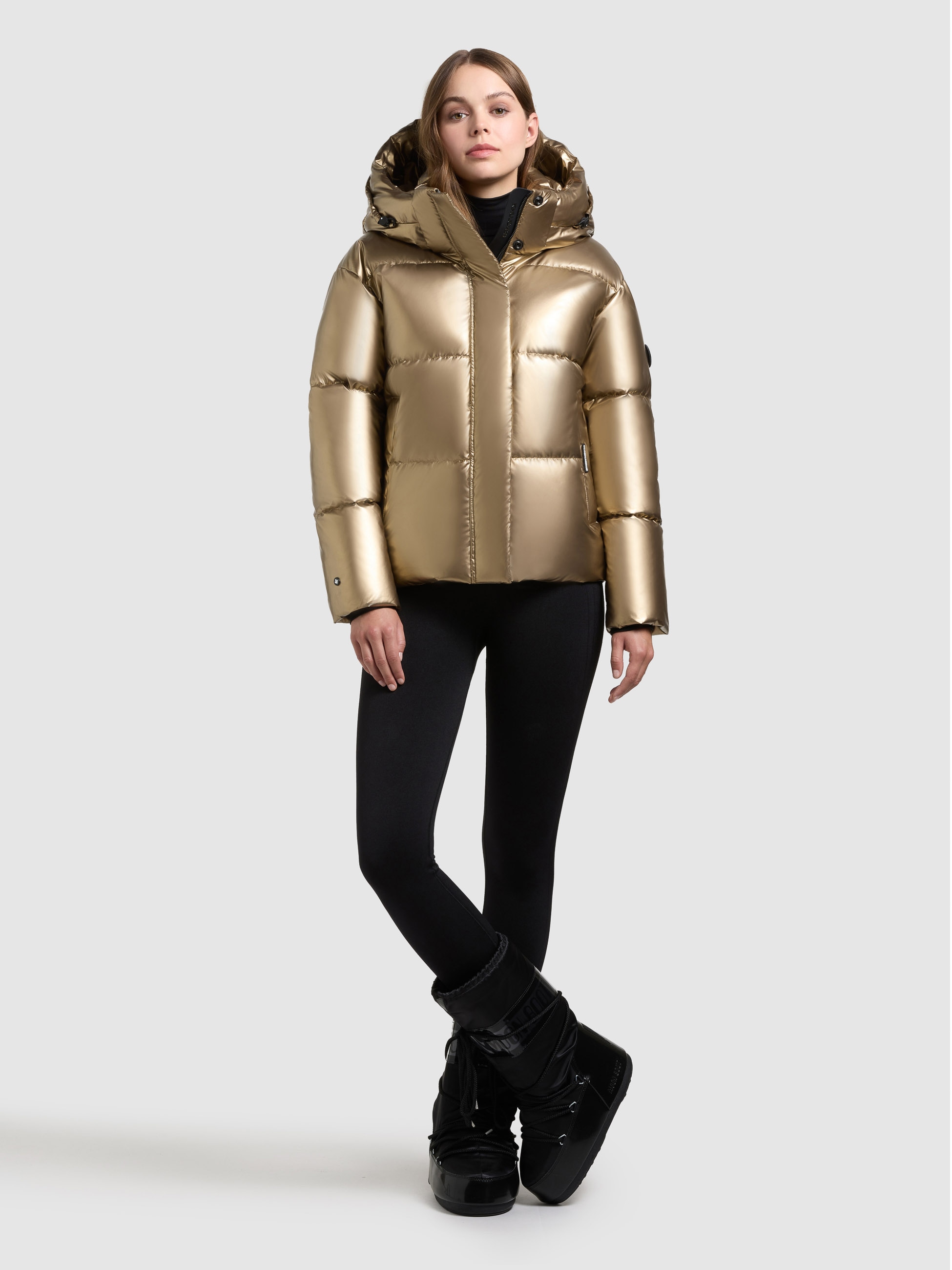 khujo Steppjacke »DEVINA2 SHINY« mit Kapuze abnehmbare Kapuze, Windschutzblende mit Magnetverschluss