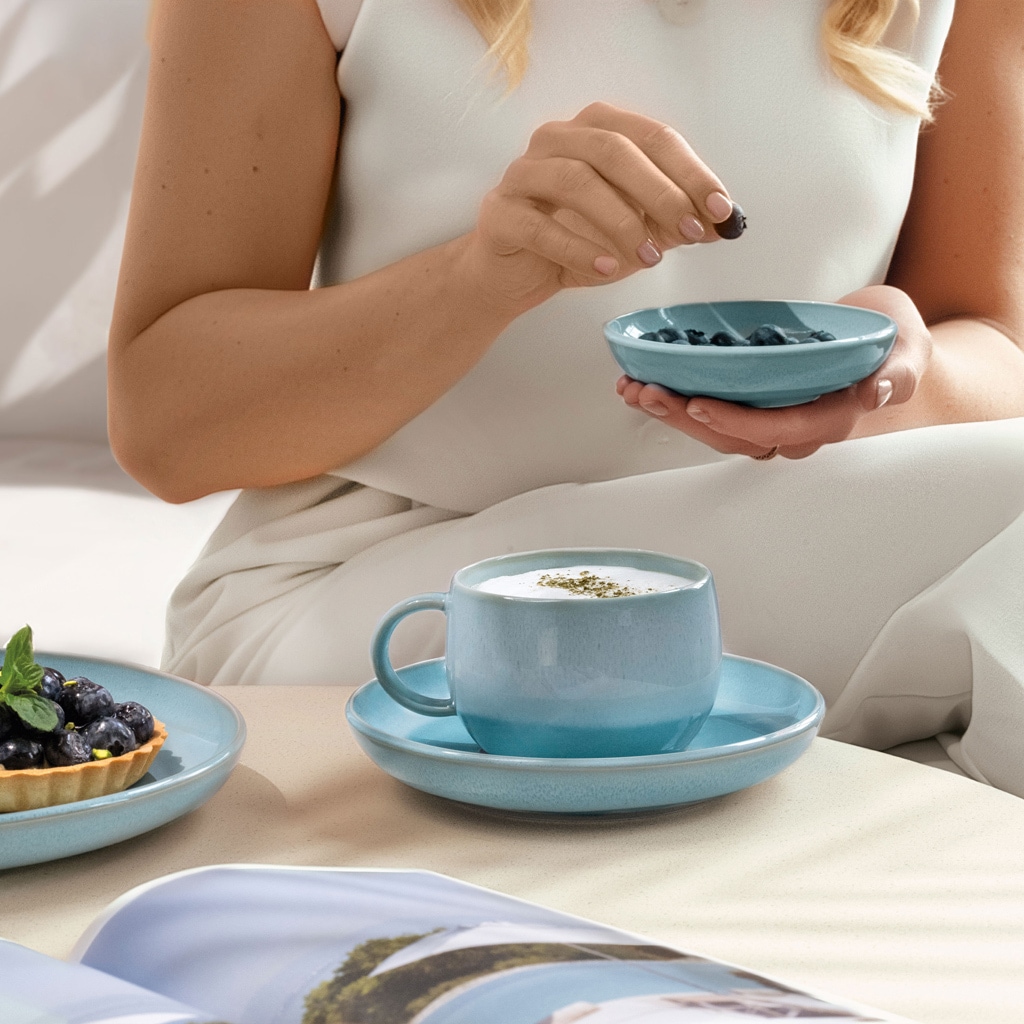 like. by Villeroy & Boch Geschirr-Set »Kaffeeservice Perlemor Aqua 18er Set blau« Spülmaschinengeeignet, Mikrowellengeeignet