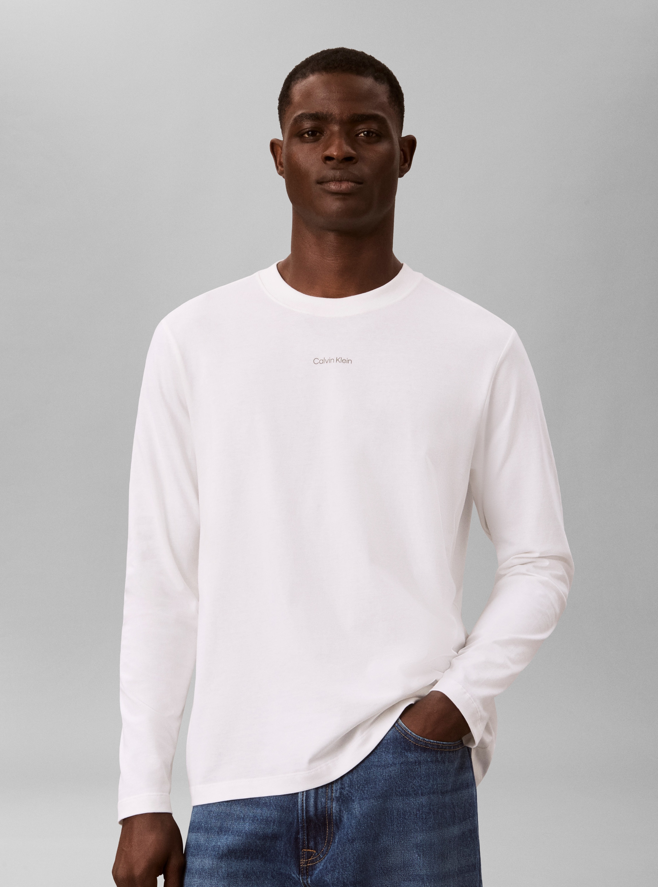 Calvin Klein Jeans Langarmshirt "EASY 20S RETRO CALVIN BACK" Regular fit mit Markenprint