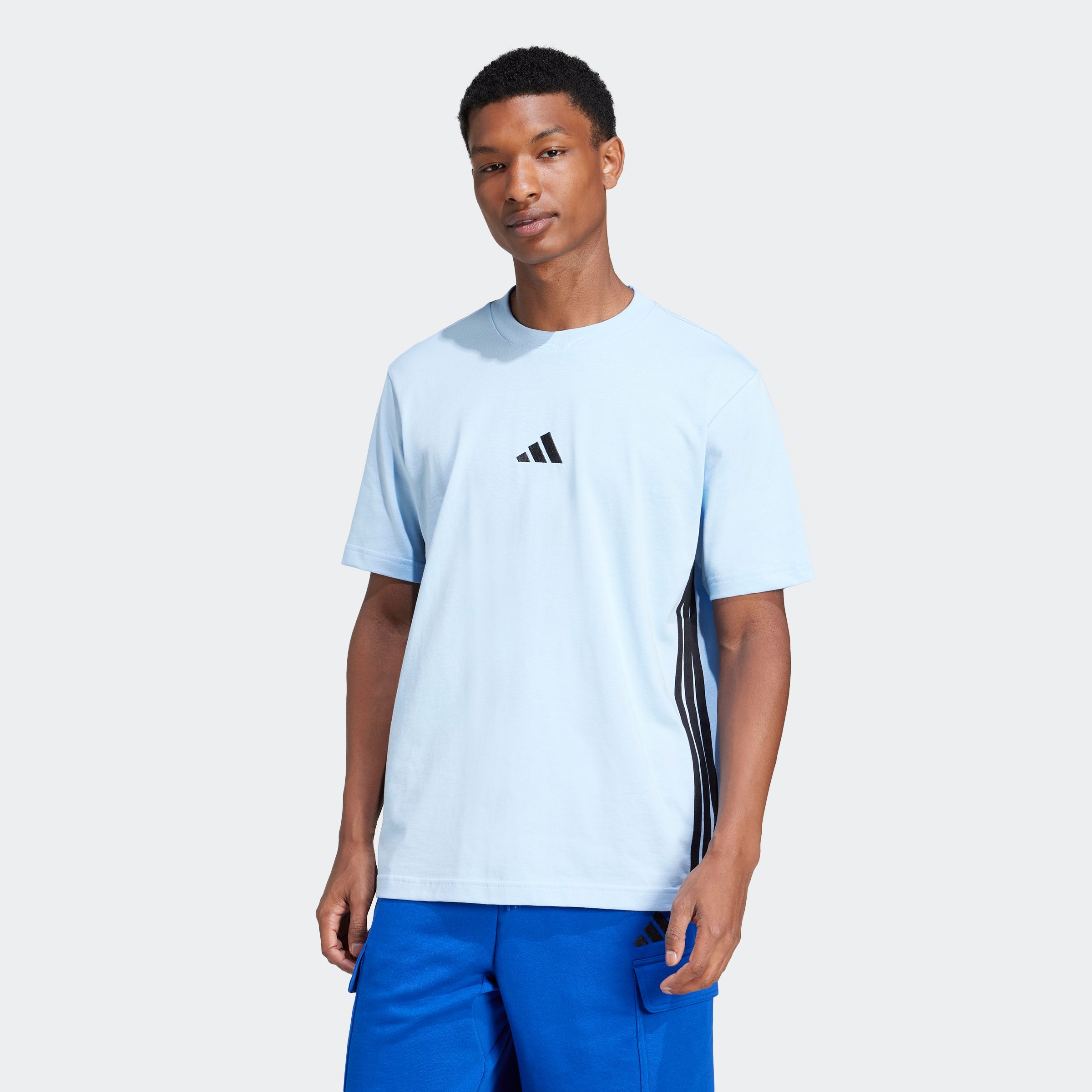 adidas Sportswear T-Shirt "ESSENTIALS 3-STREIFEN SINGLE JERSEY" mit Rundhalsausschnitt, ohne Verschluss, aus Baumwolle