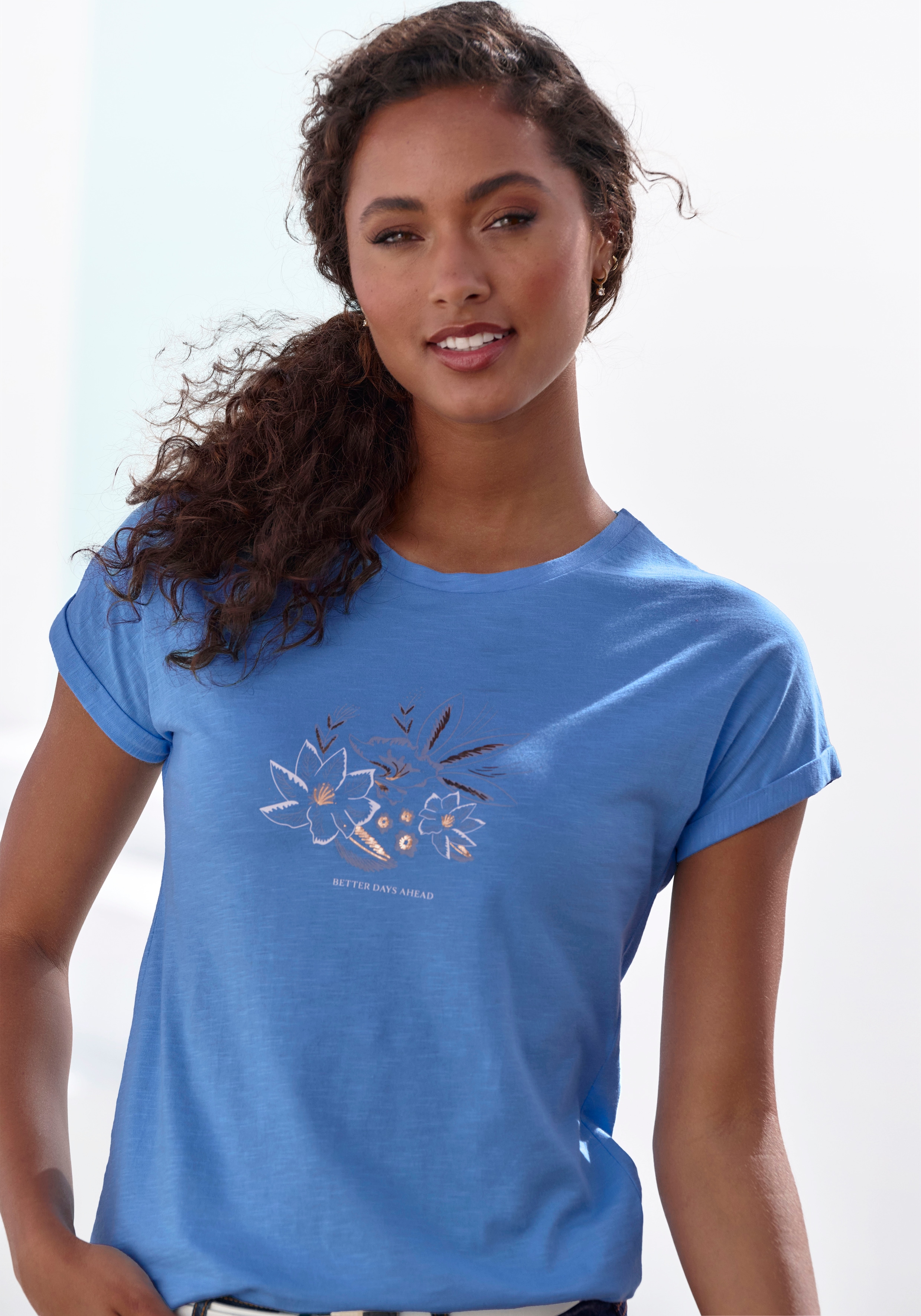 Vivance T-Shirt "mit goldenfarben schimmerndem Folienprint" aus luftiger Baumwoll-Qualität