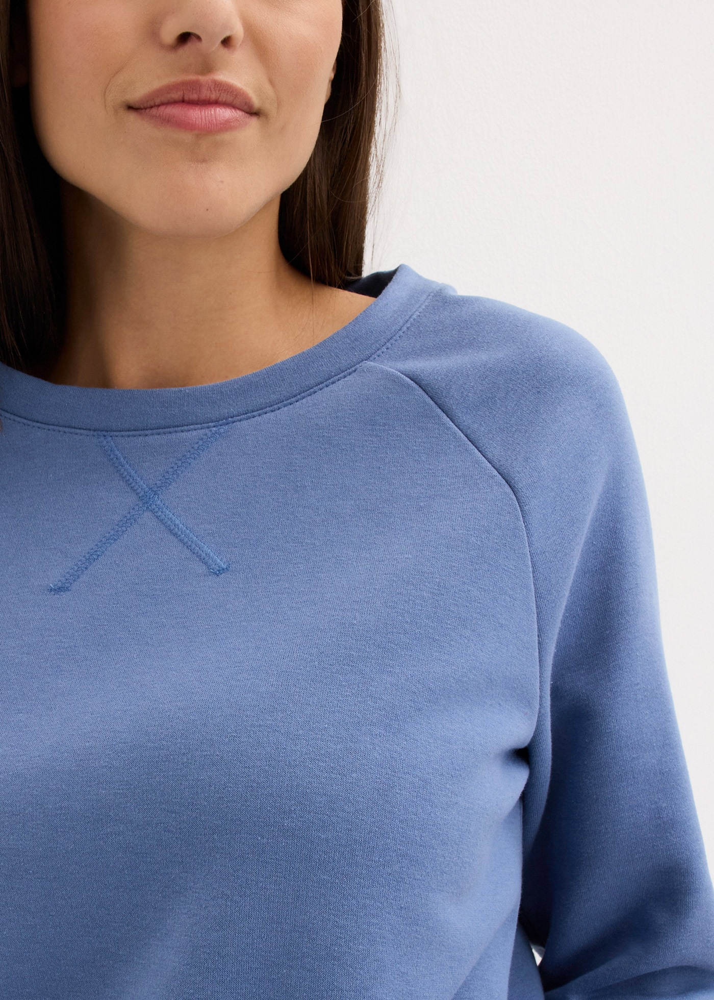 bonprix Sweatshirt »Sweatshirt«, klassischer Rundhalsausschnitt, bequeme Passform, ohne Verschluss
