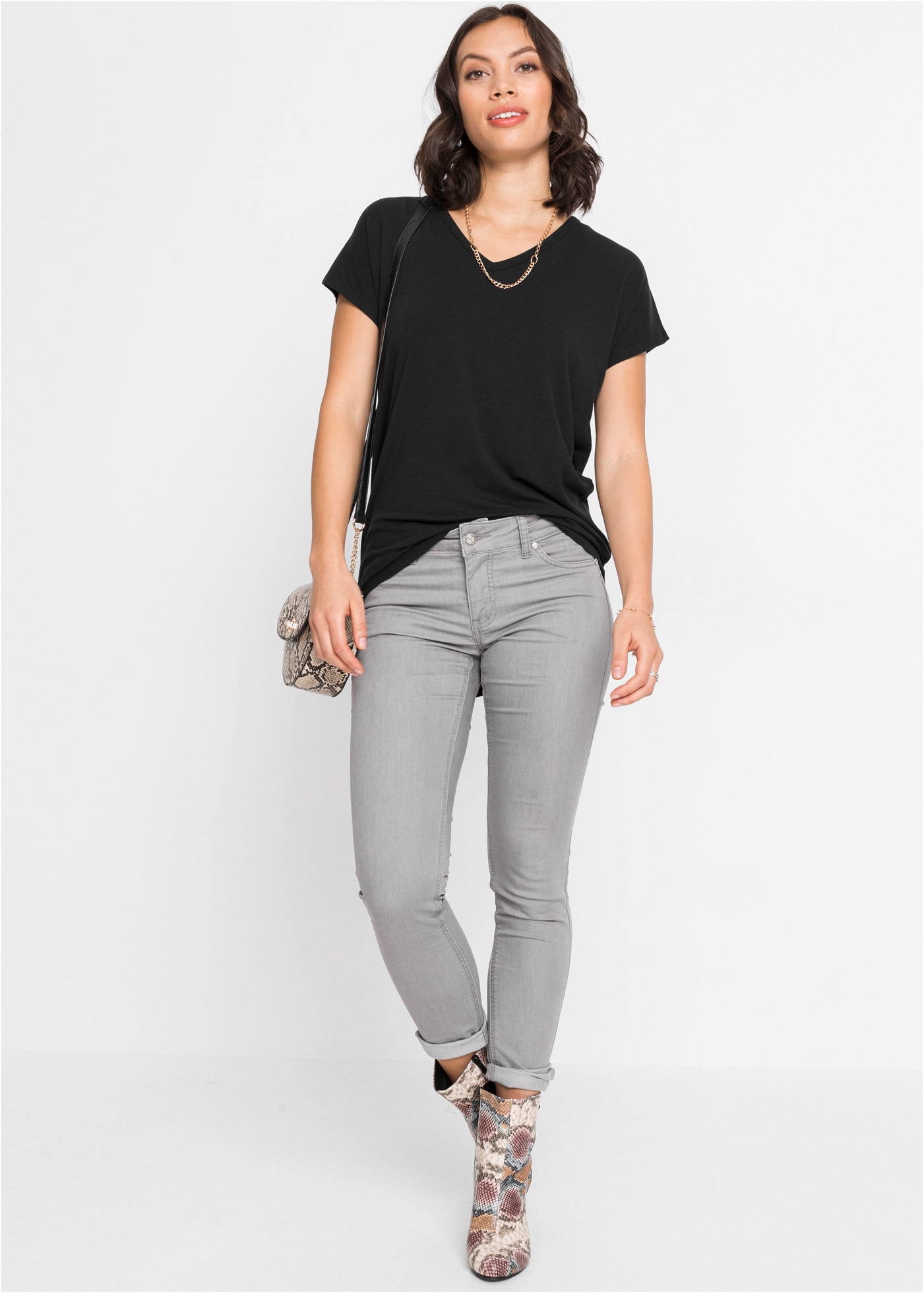 bonprix T-Shirt mit V-Ausschnitt