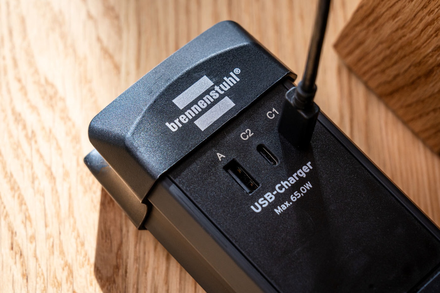 Brennenstuhl Steckdosenleiste »Premium-Line Steckdosenleiste 6-fach mit USB« 9-fach (Ein- / Ausschalter | Tragegriff | USB-Anschlüsse Kabellänge 3 m)