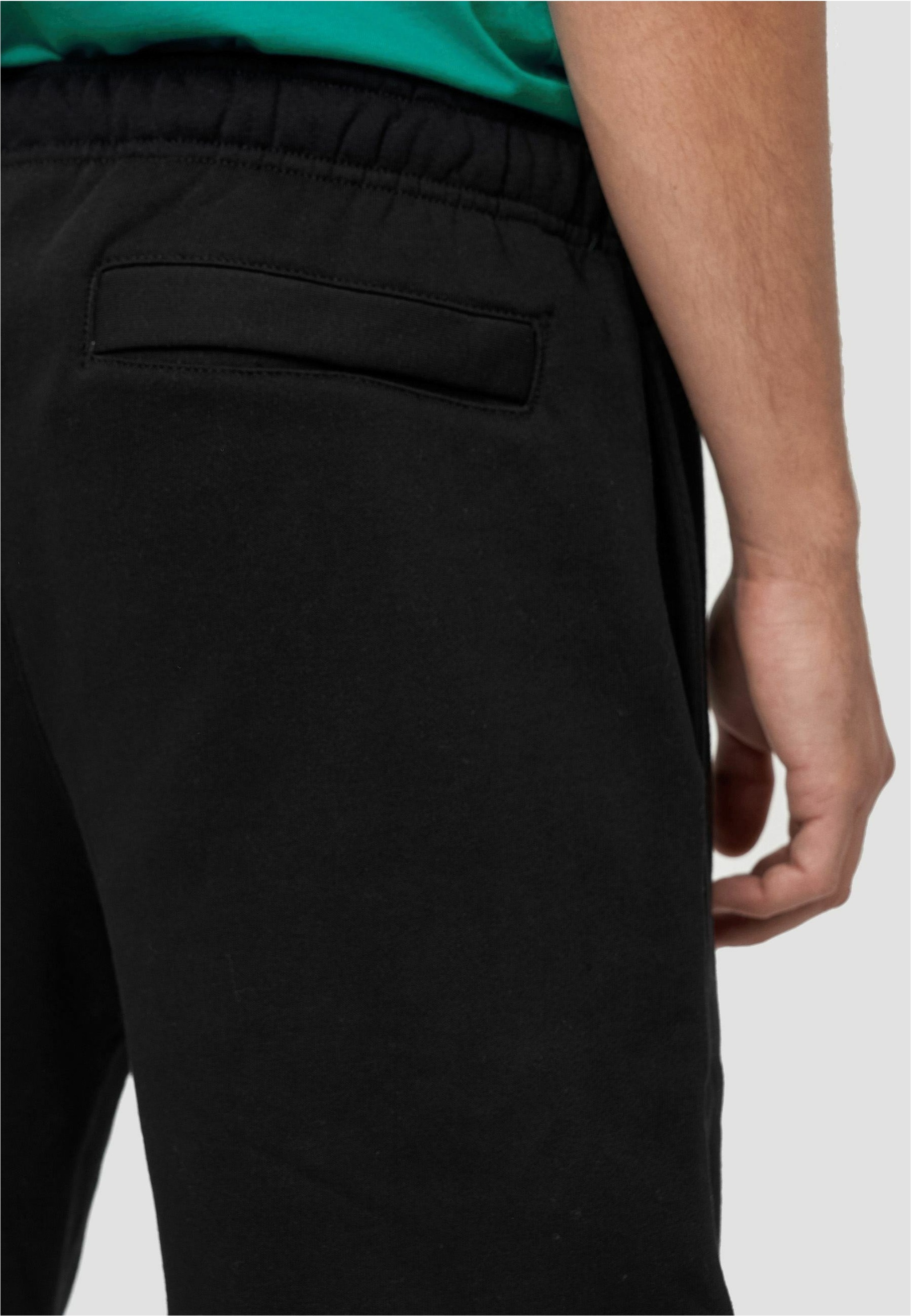 MIKON Sweathose, im modischen Design