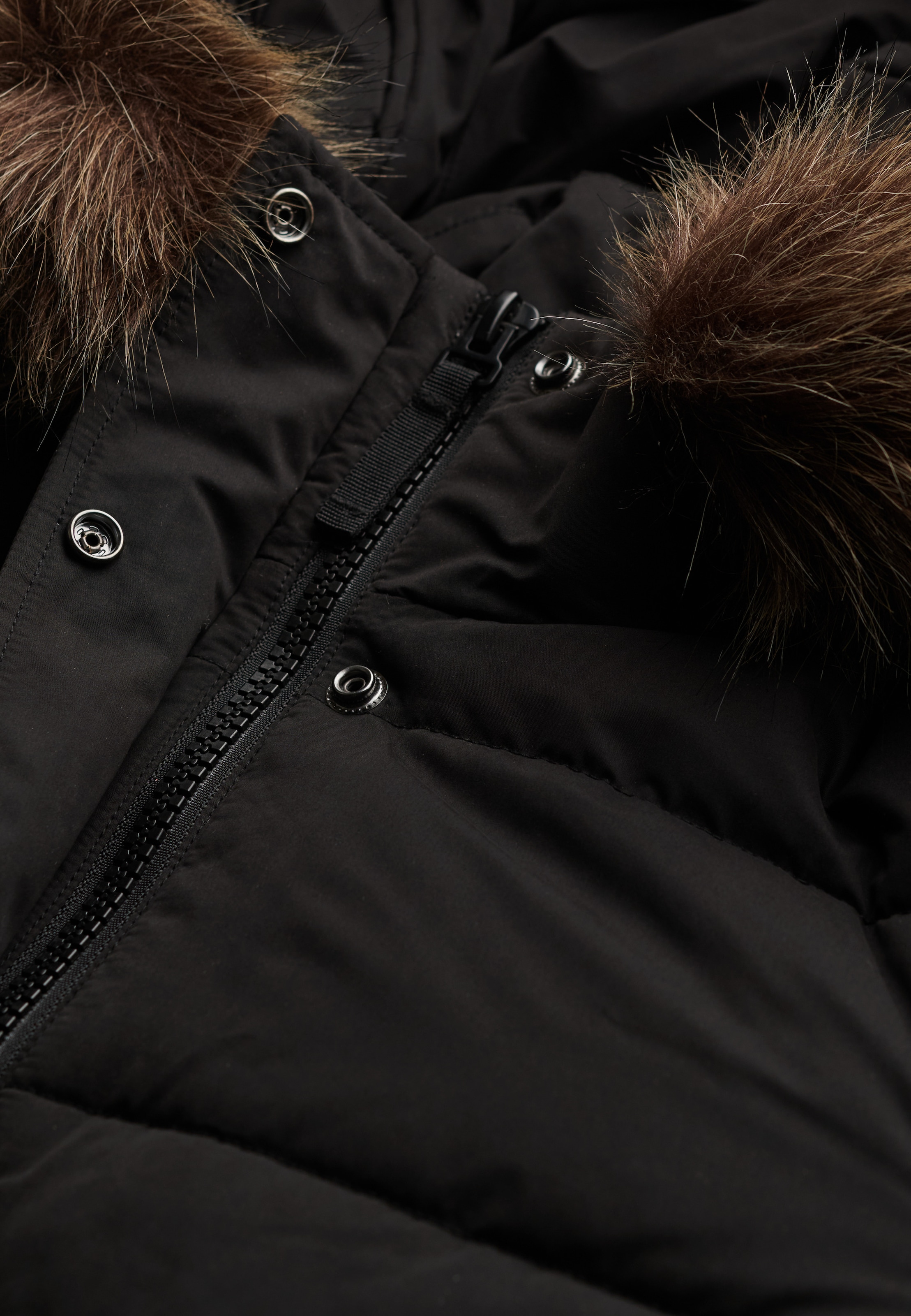 Superdry Steppjacke »EVEREST ELLA BOMBER« mit Kapuze Kunstfaser, regular fit
