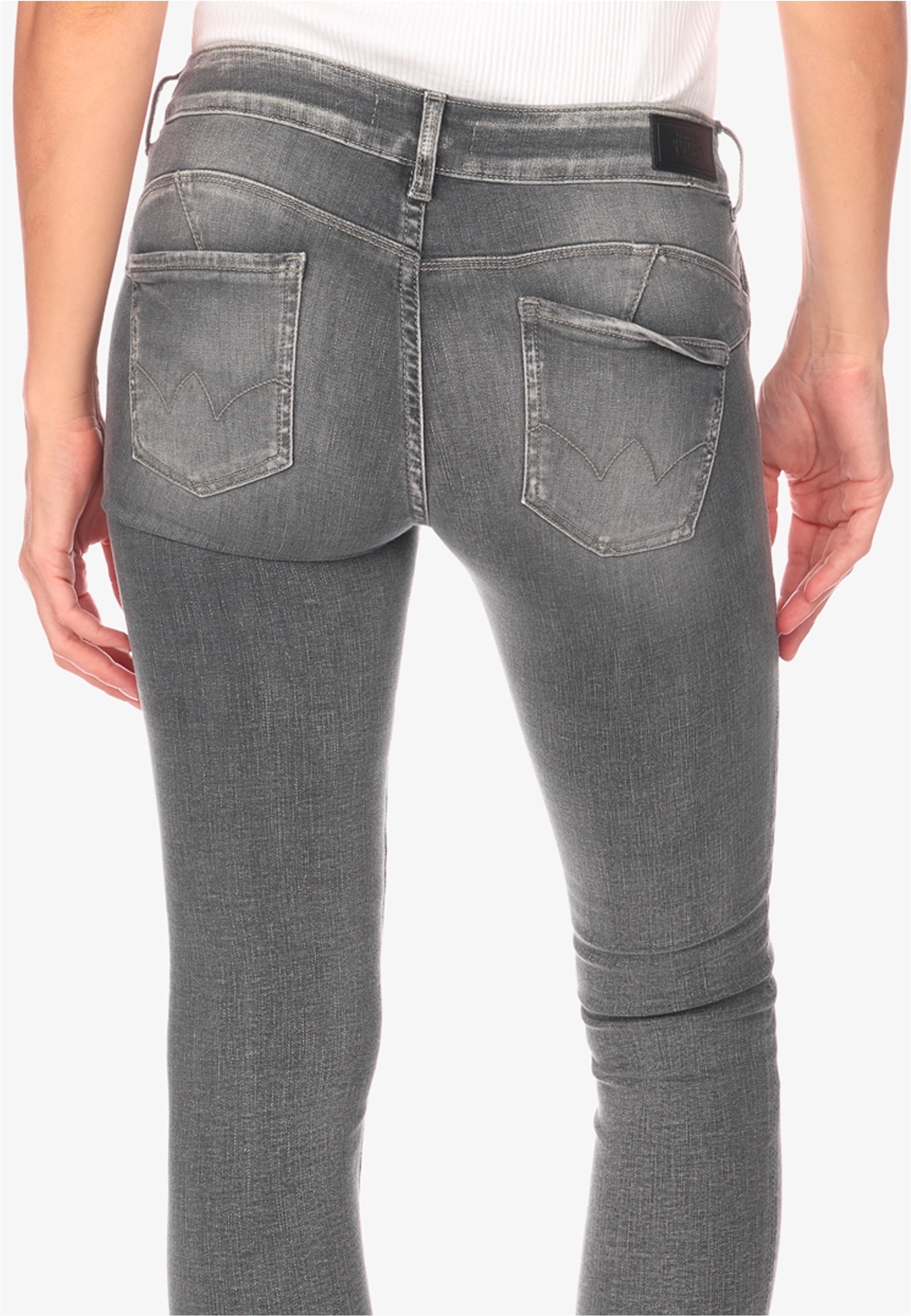 Le Temps Des Cerises Bequeme Jeans »PULPC«, im angesagten Slim Fit-Schnitt