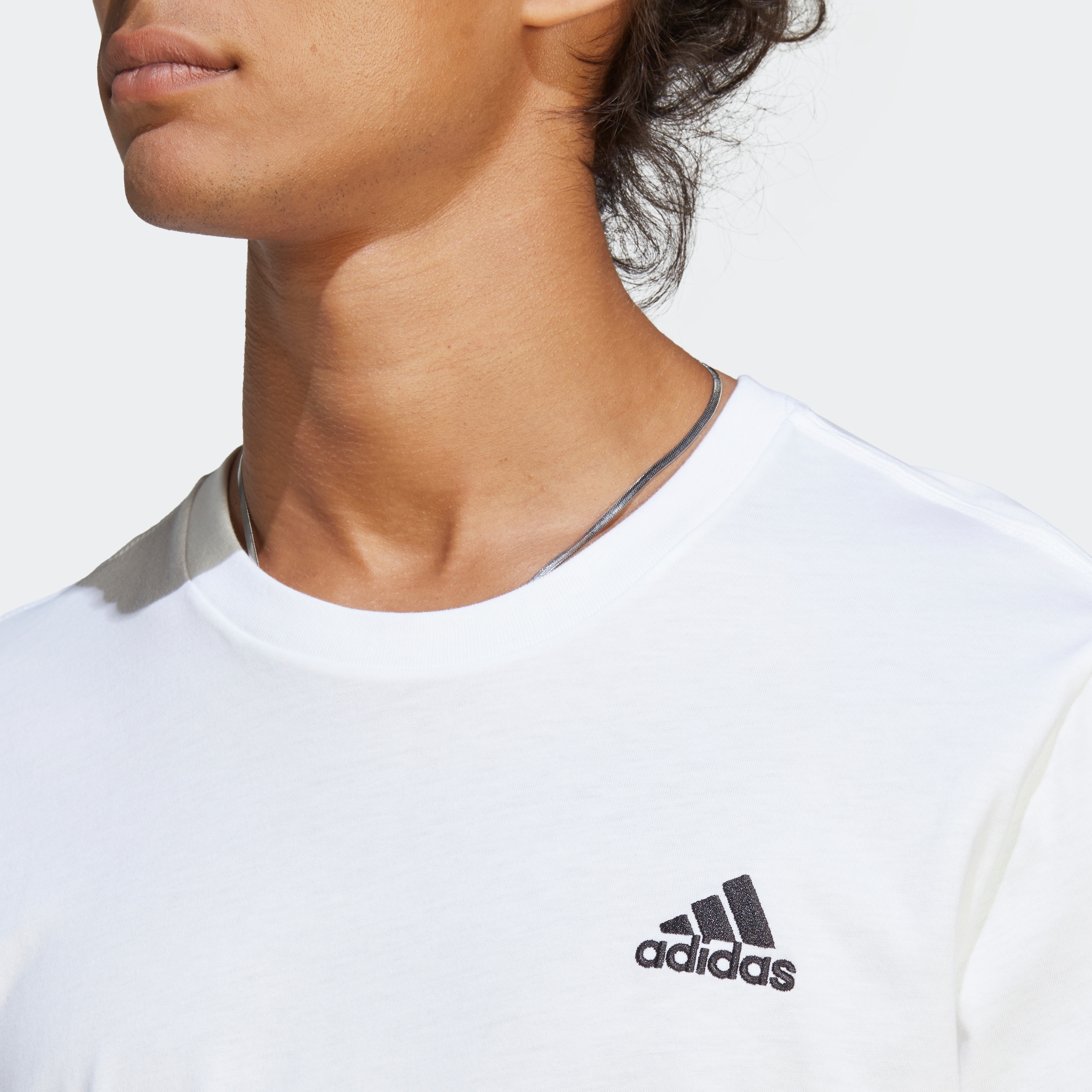 adidas Sportswear T-Shirt »ESSENTIALS SINGLE JERSEY EMBROIDERED SMALL LOGO«