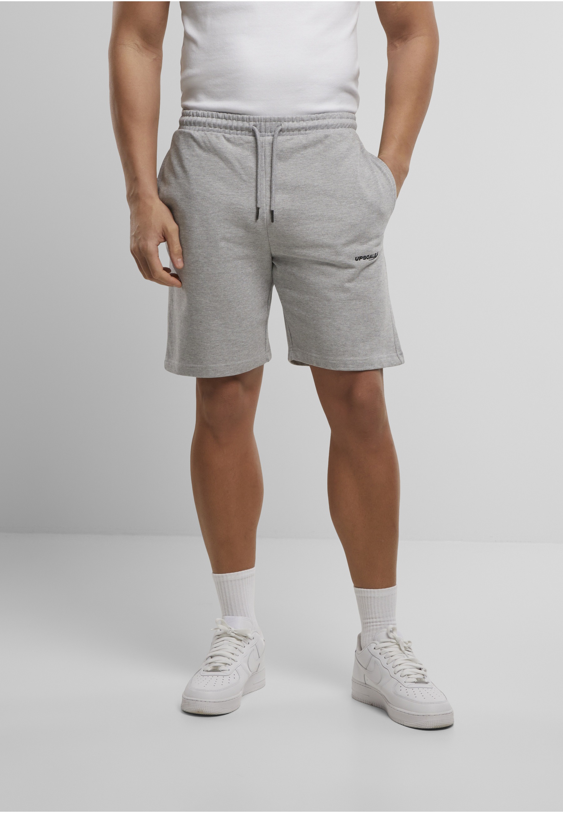 Upscale by Mister Tee Sweatshorts »Upscale by Mister Tee Upscale Core EMB Heavy Sweatshorts«