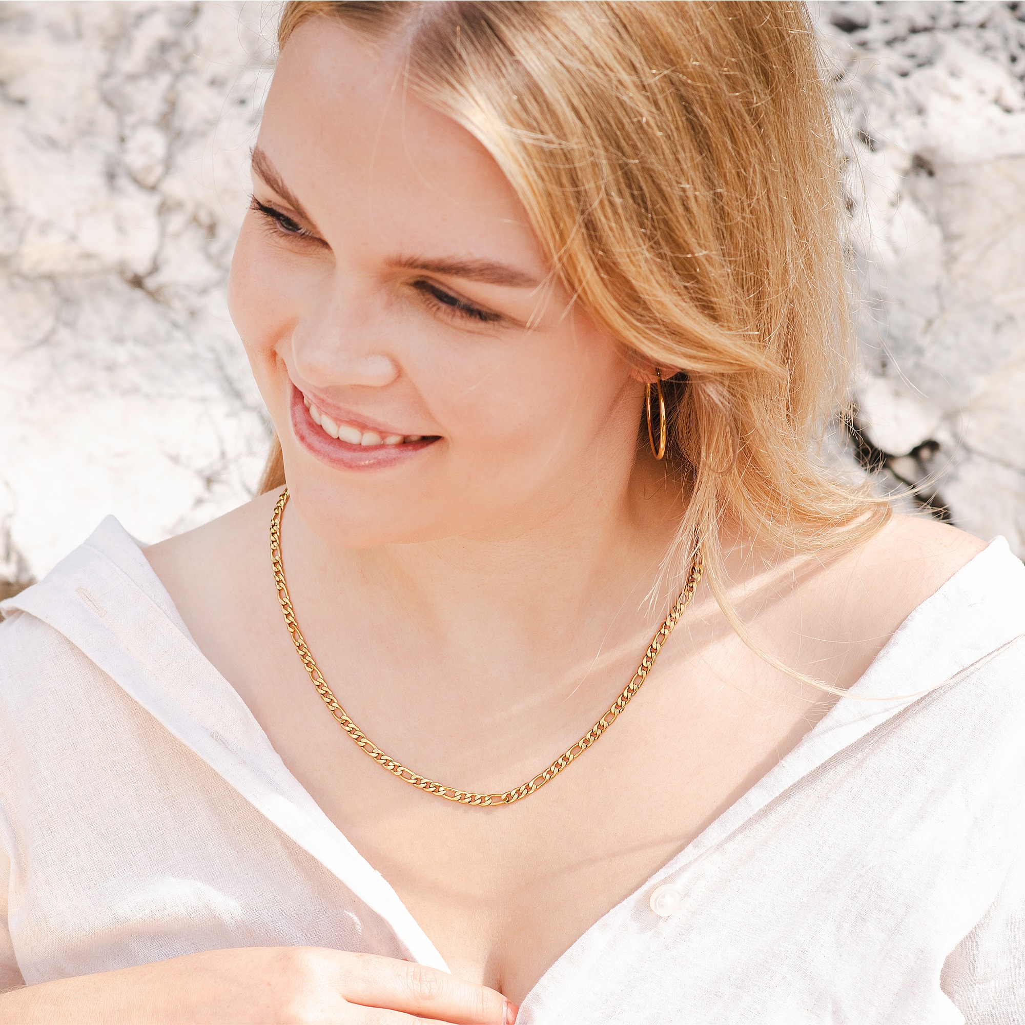 Adelia´s Paar Creolen »Damen Ohrringe – Creole aus Edelstahl« Perfekt zum Verschenken an besondere Menschen