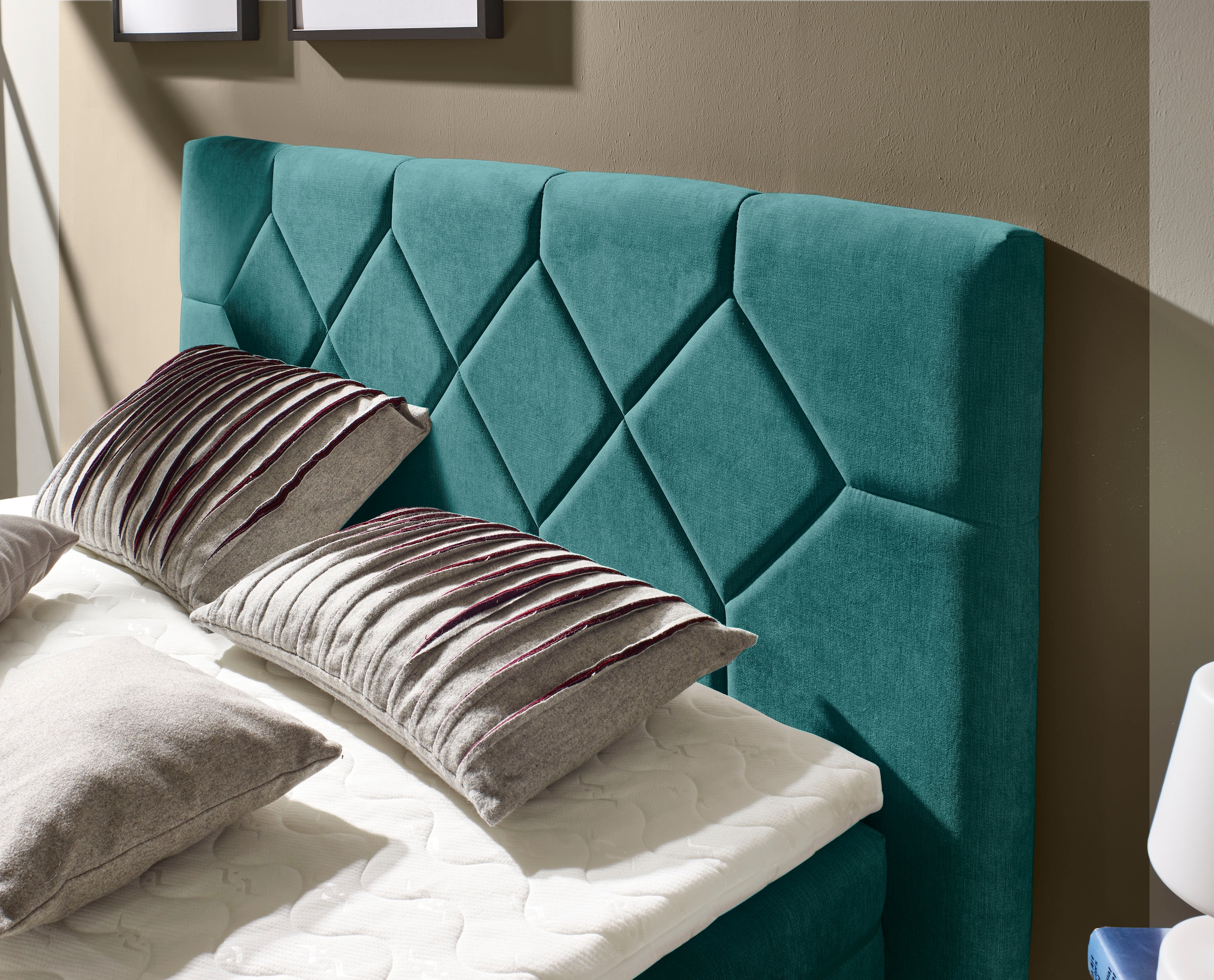 Places of Style Boxspringbett »Atlanta«, inklusive Topper und Bettkasten