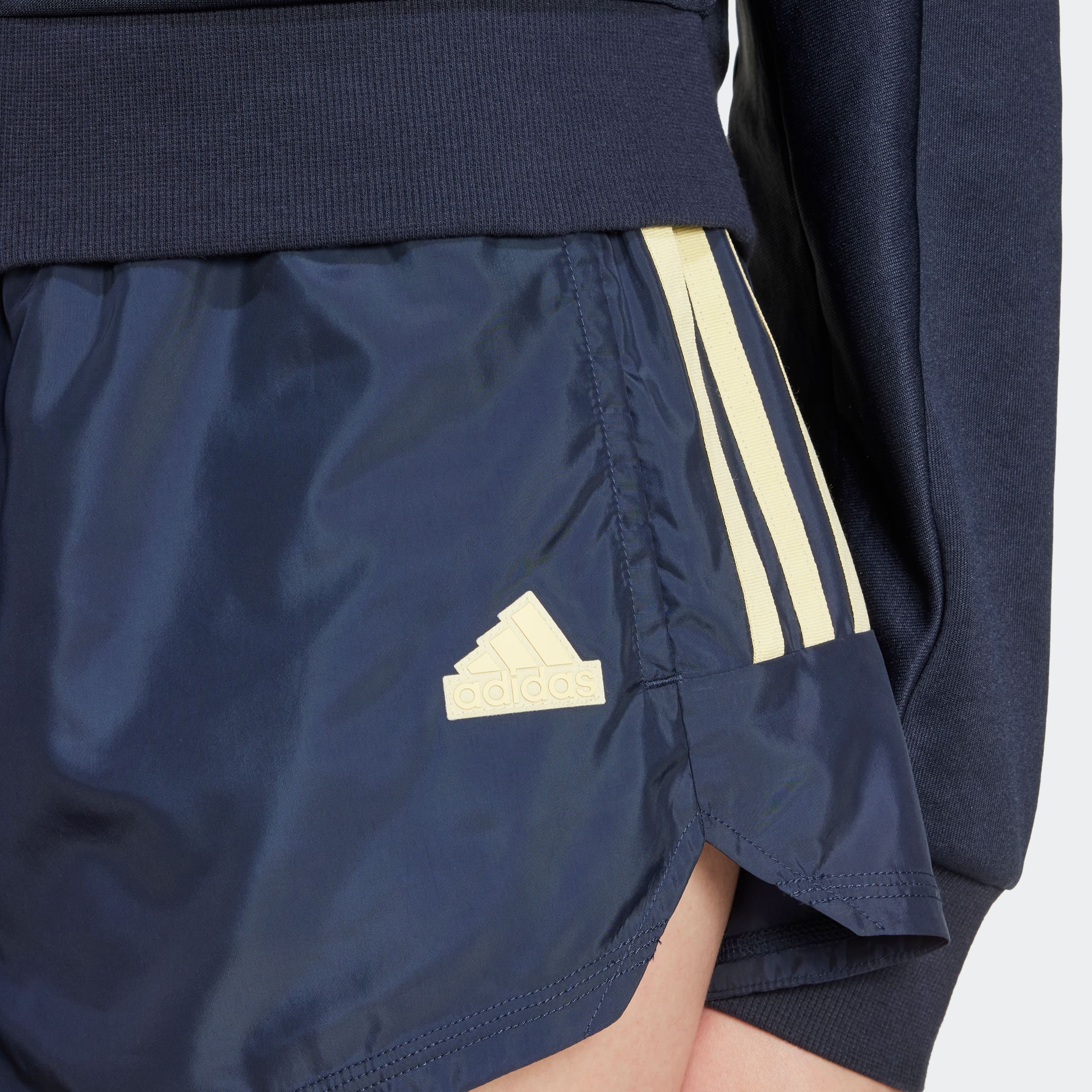 adidas Sportswear Shorts »TIRO CUT 3-STREIFEN SUMMER WOVEN«