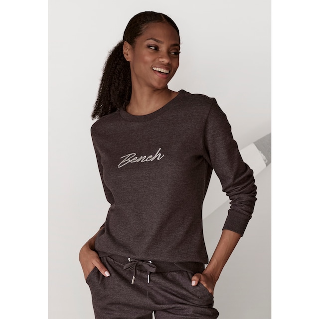 Bench. Loungewear Sweatshirt »-Loungeshirt«, mit glänzender Logostickerei,  Loungewear, Loungeanzug für bestellen | BAUR