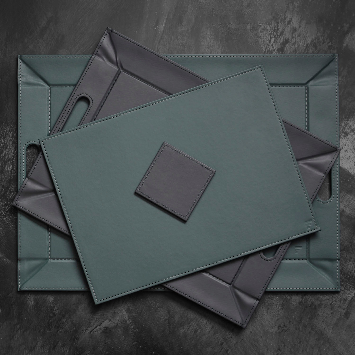 freeform Tablett "DUO, 2-farbiges Wendetablett, Tablett und Tisch-Set in ei günstig online kaufen