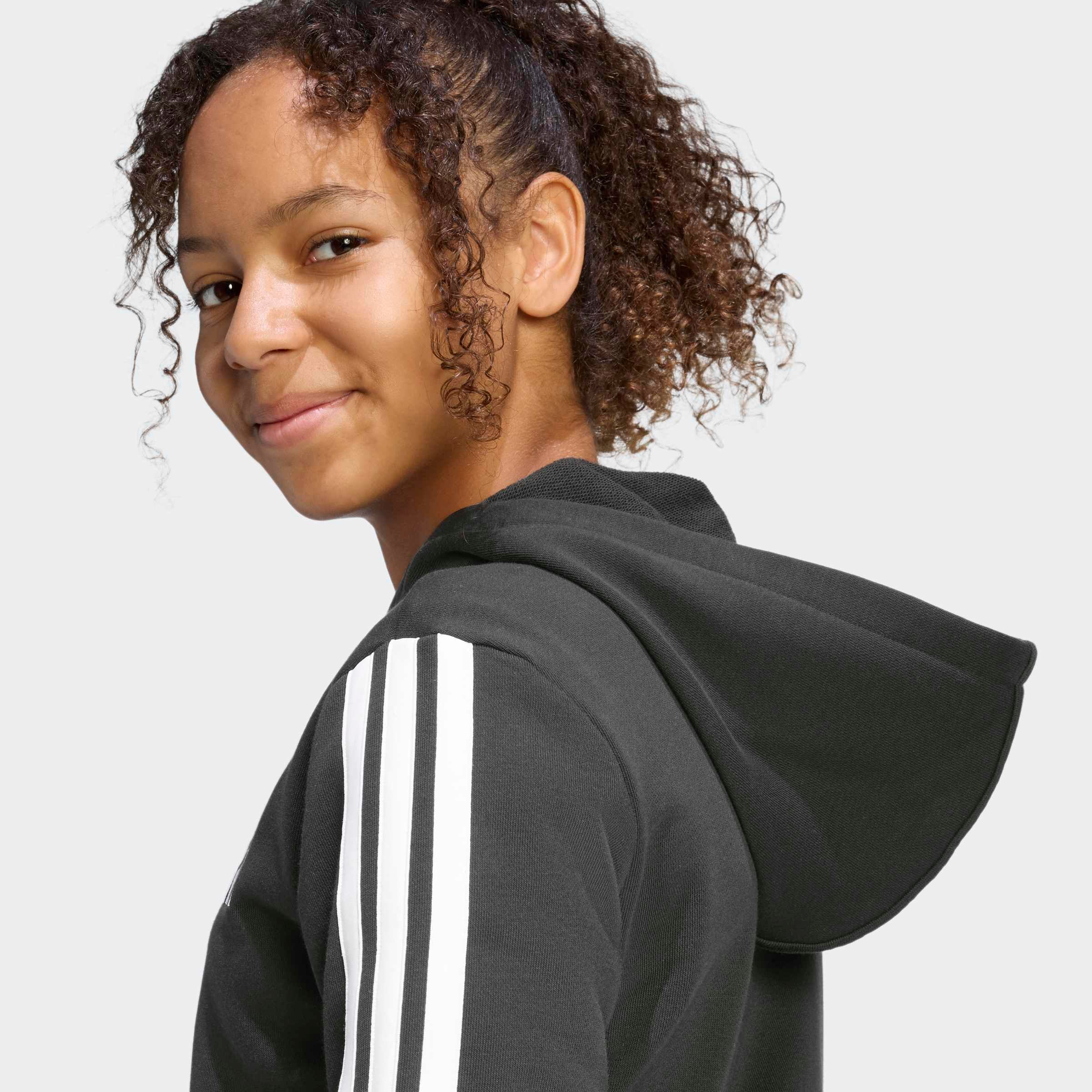adidas Sportswear Kapuzensweatshirt »ESSENTIALS FULL ZIP HOODIE«
