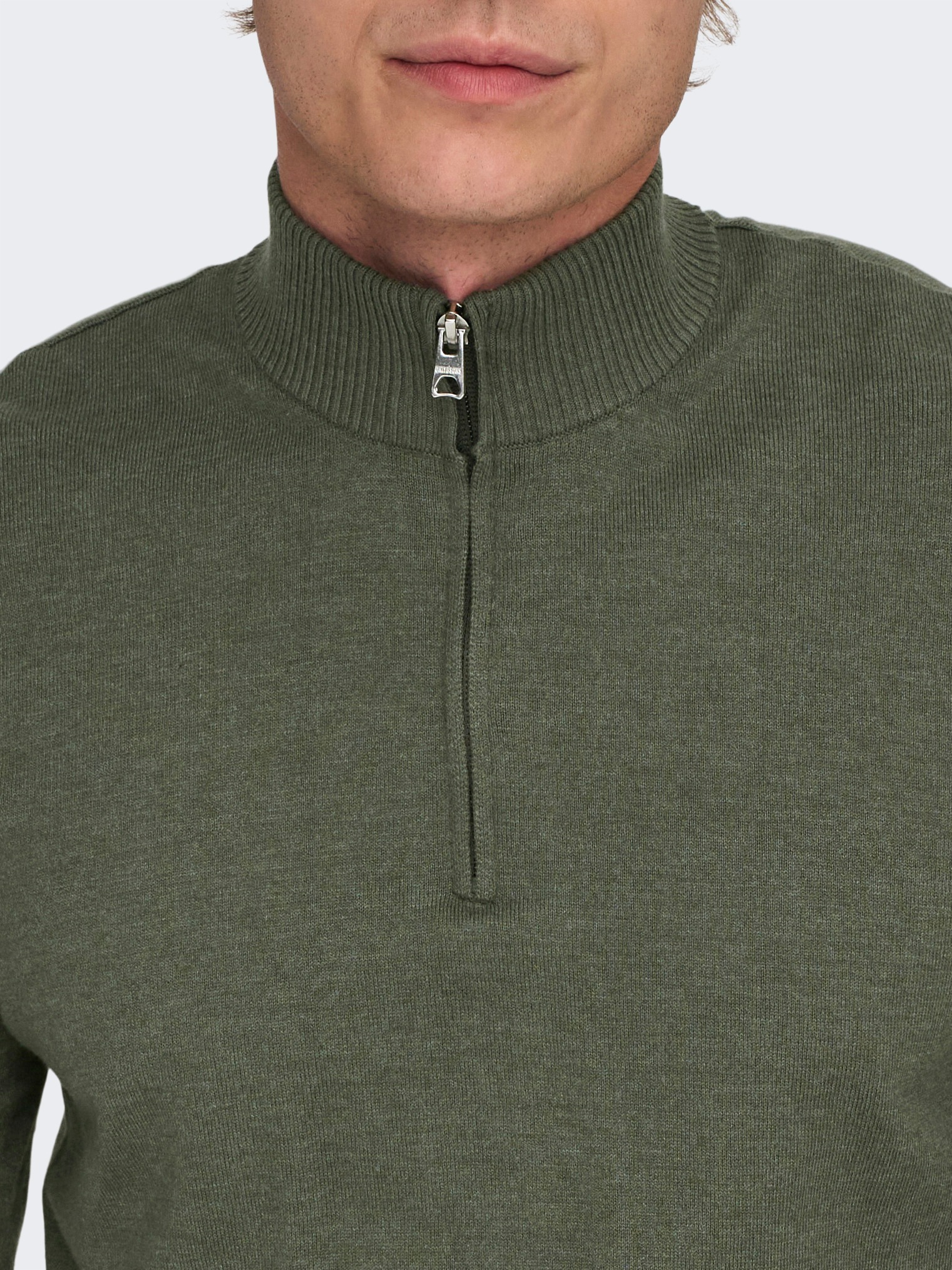 Thumbnail - ONLY & SONS Troyer "ONSLOUI REG 12 MEL HALF ZIP KNIT NOOS"