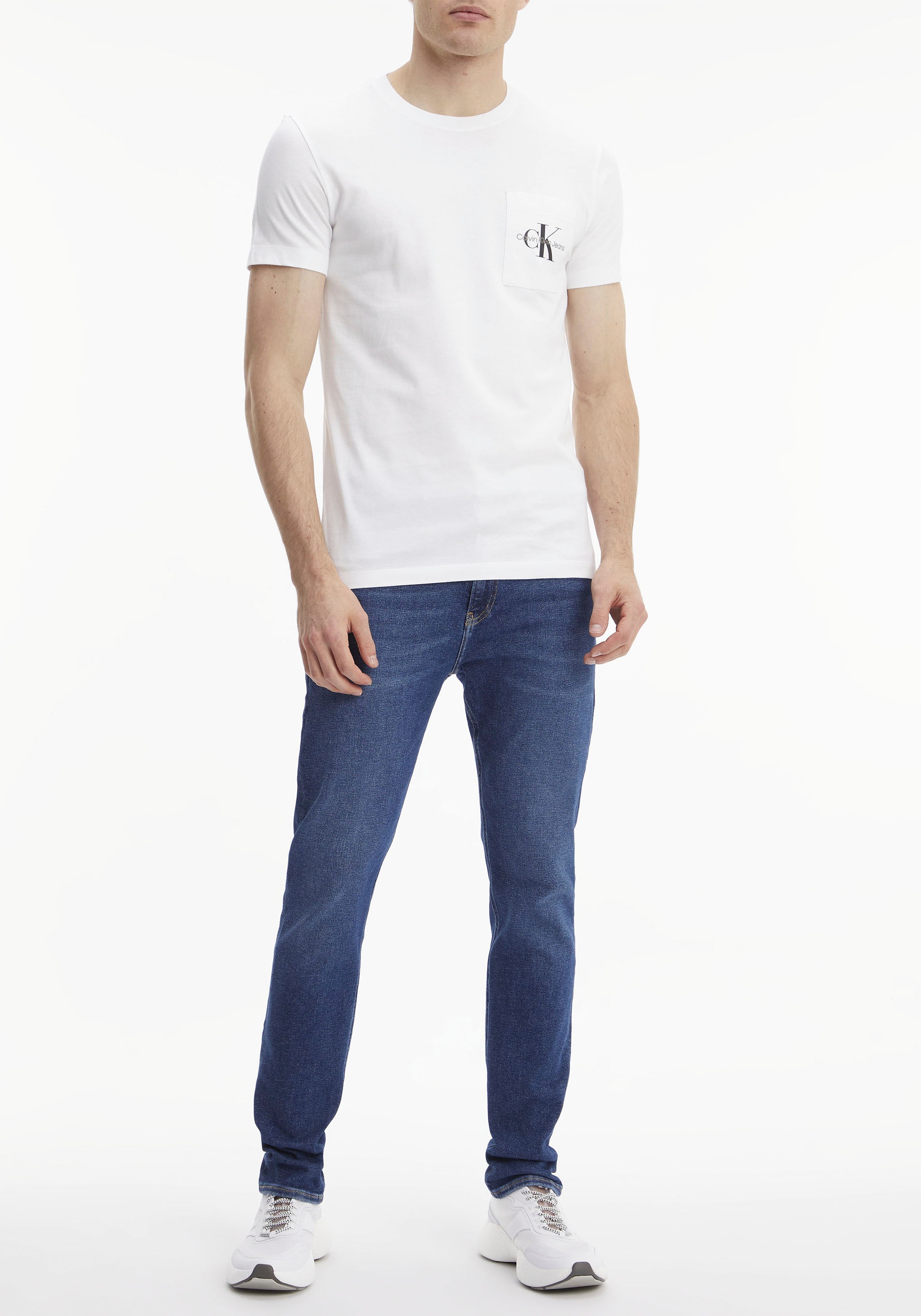 Calvin Klein Jeans T-Shirt »CORE MONOGRAM POCKET SLIM TEE«, mit Brusttasche