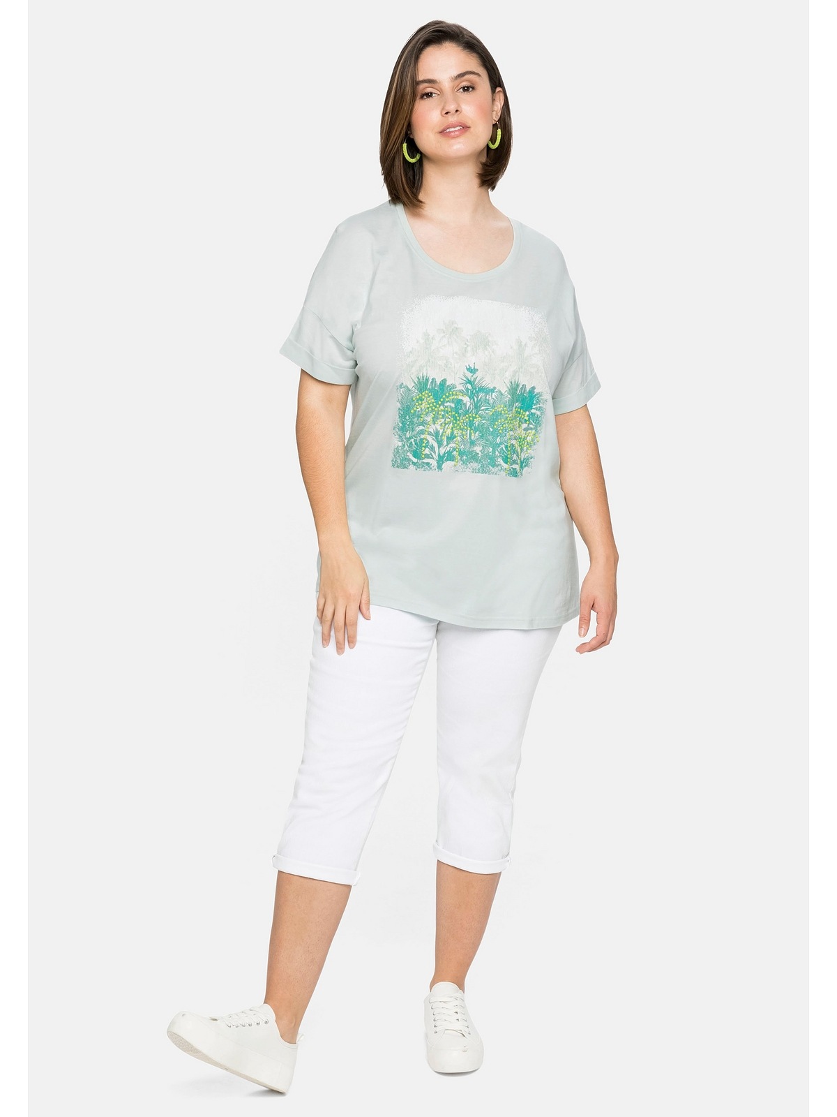 Sheego T-Shirt »Große Größen«, mit BAUR | kaufen für und Frontdruck Ärmelaufschlag