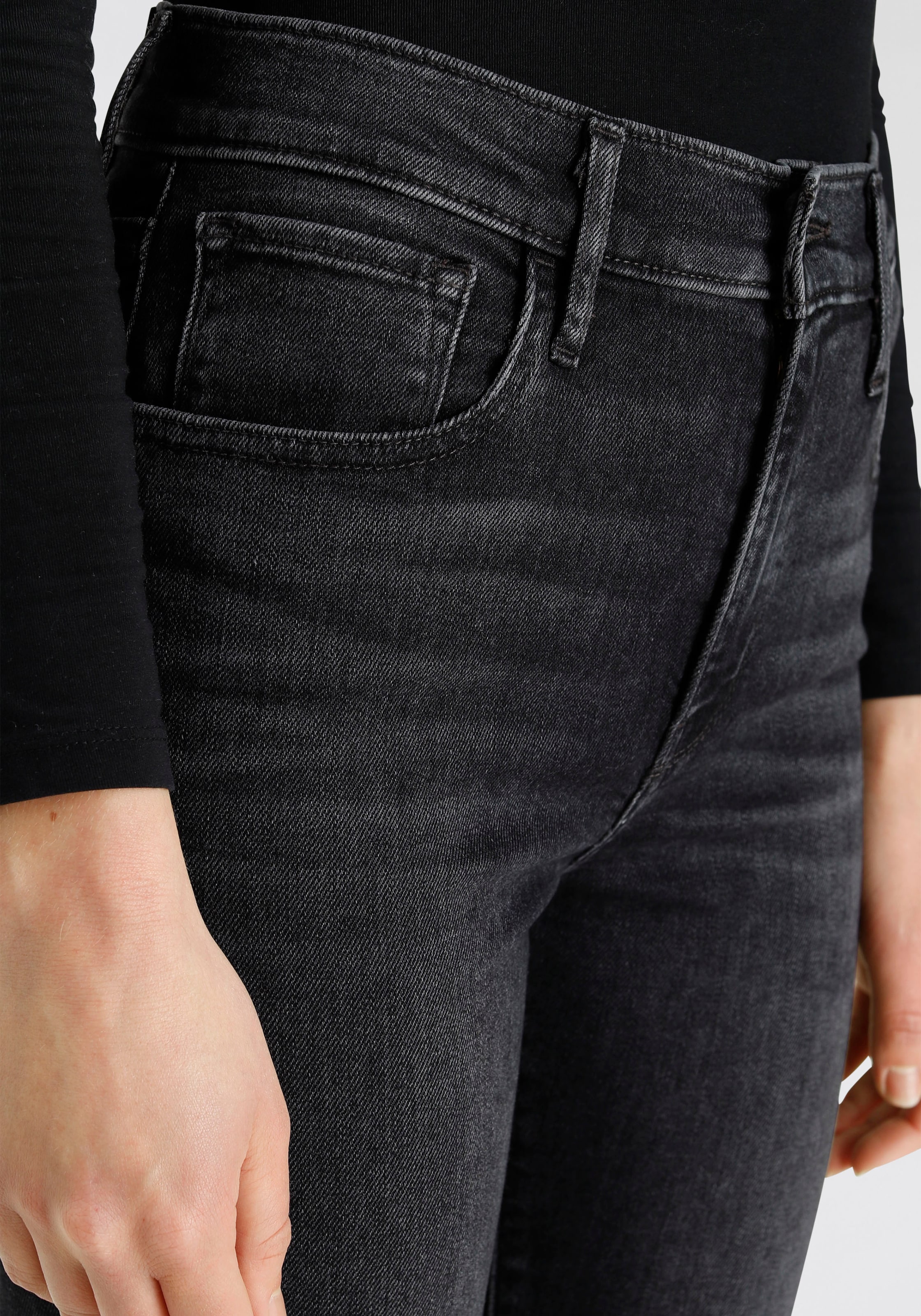 Levi's® Skinny-fit-Jeans »720 High Rise«