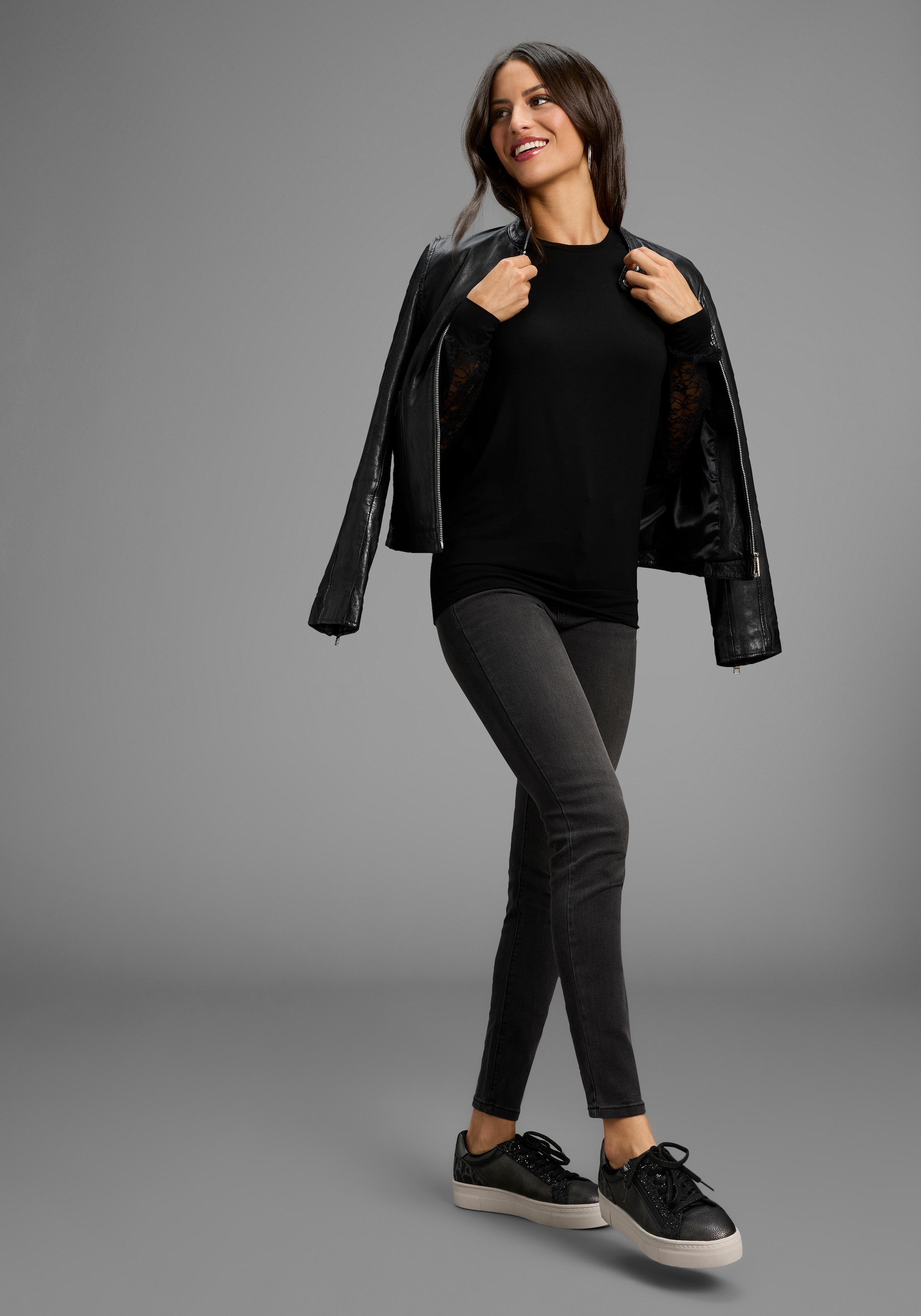 Laura Scott Longsleeve, sportliche Ärmelform mit Spitze - NEUE KOLLEKTION
