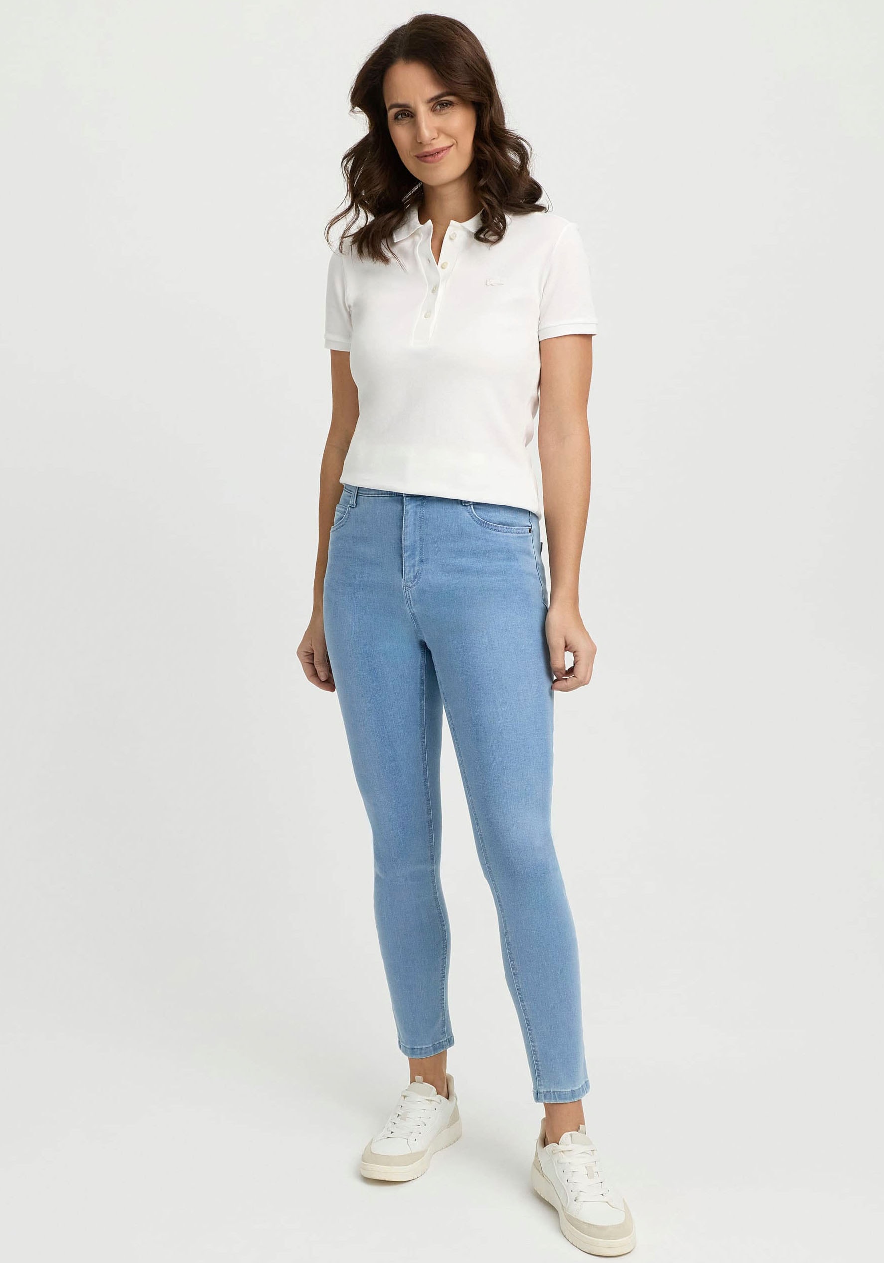 wonderjeans Skinny-fit-Jeans, in hellblauer Waschung günstig online kaufen