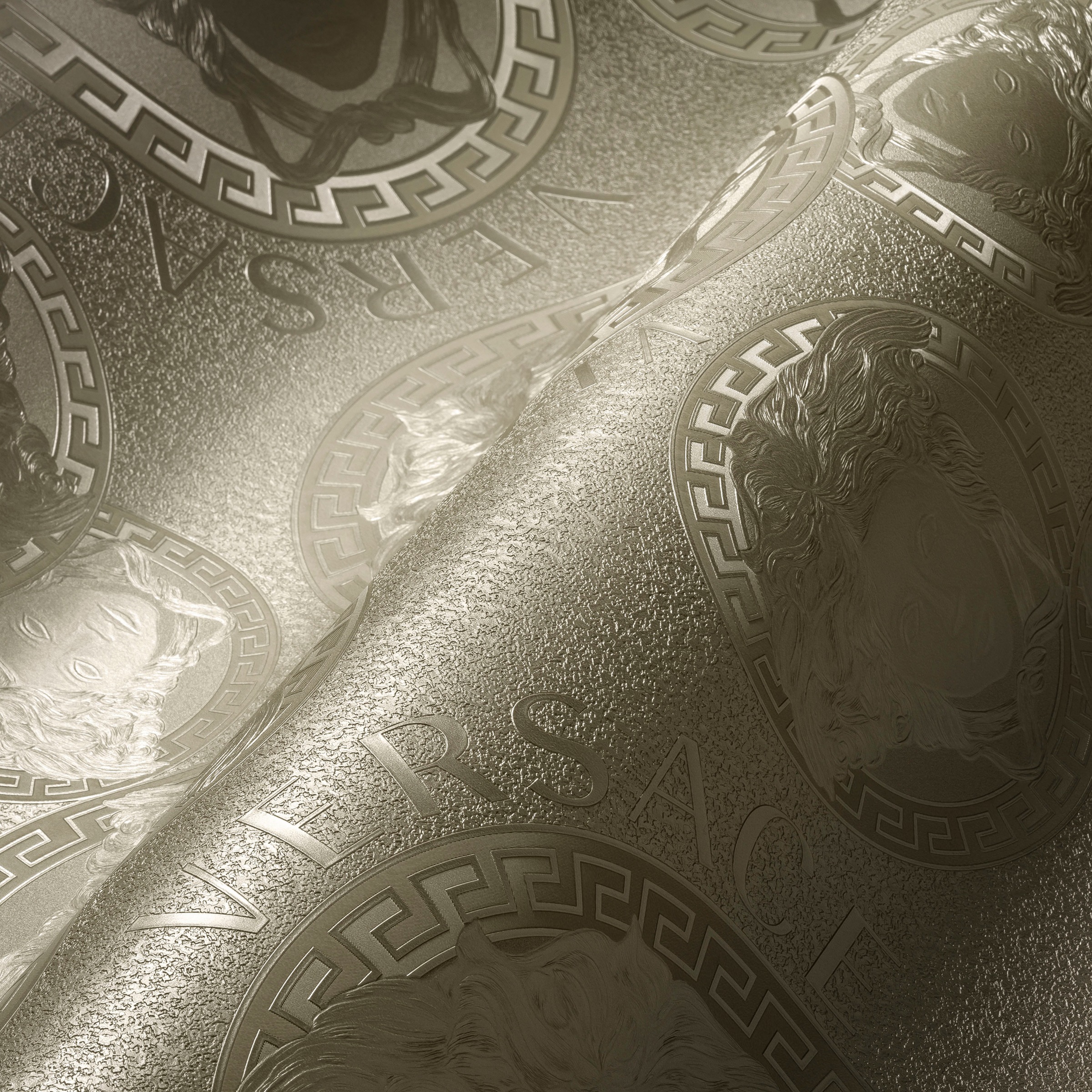 Versace Vliestapete »Wallpaper Versace 5 Medusakopf Metallic«, hochglänzend-glänzend-metallic, Designertapete Tapeten Wohnzimmer Schlafzimmer Küche modern Flur Optik