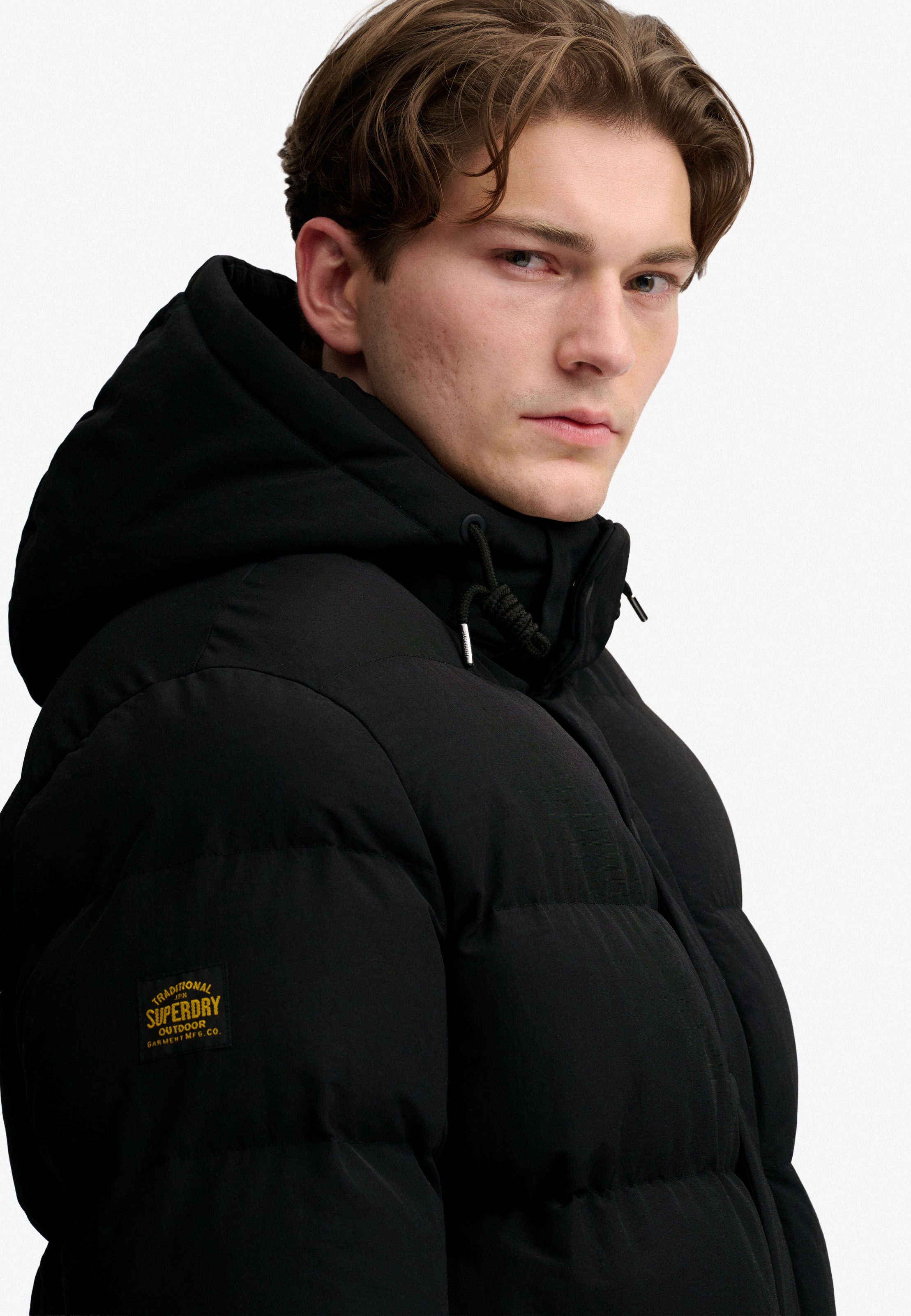 Superdry Steppjacke »CLASSIC EVEREST PUFFER JKT« mit Kapuze Kunstfaser, relaxed fit