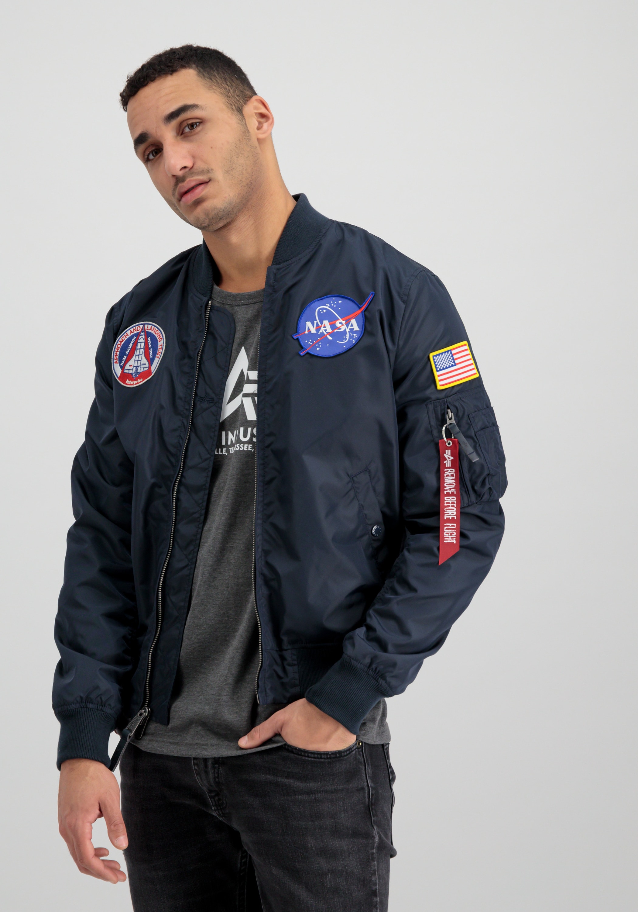 Alpha Industries Bomberjacke »ALPHA INDUSTRIES Men - Bomber Jackets MA-1 TT NASA Reversible II«