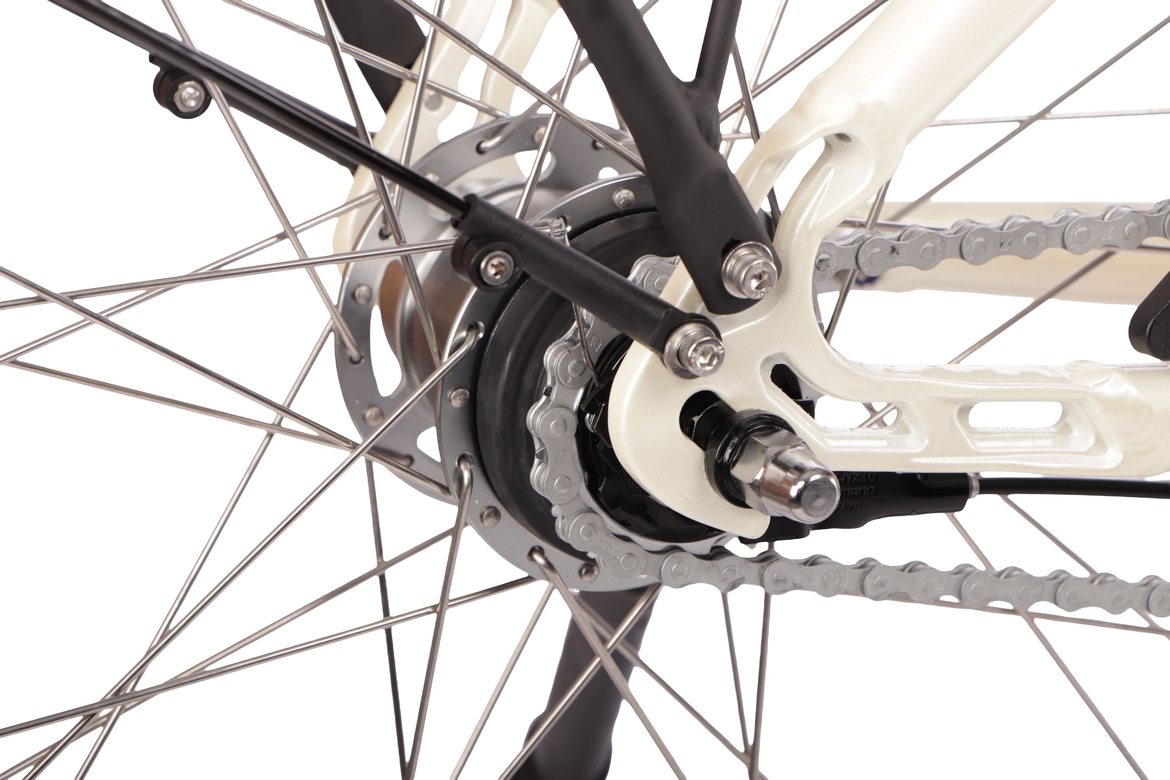 SAXONETTE E-Bike »SAXONETTE Comfort Plus 5.0 E-Bike Damen 28 Zoll«, 7 Gang, Shimano, Nexus 7 Gänge, Frontmotor 250 W, (Packung), (mit integr. Akku), Elektrofahrrad für Alltag und Einkauf