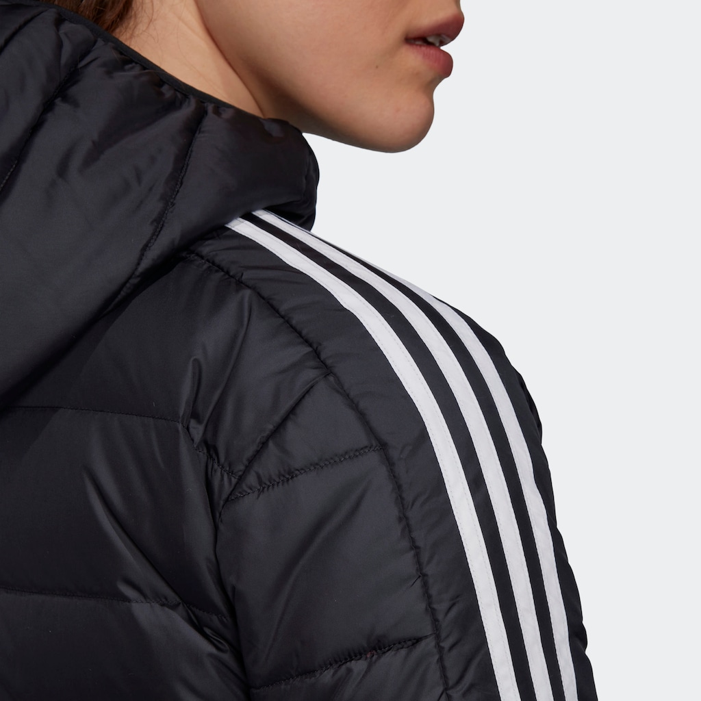 adidas Sportswear Outdoorjacke »ESSENTIALS DAUNENPARKA«, mit Kapuze