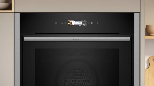 NEFF Backofen N 70 "B54CR31N0" mit Teleskopauszug nachrüstbar mit Hydrolyse Slide & Hide für freien Zugang & Backen auf 3 Ebenen mit CircoTherm