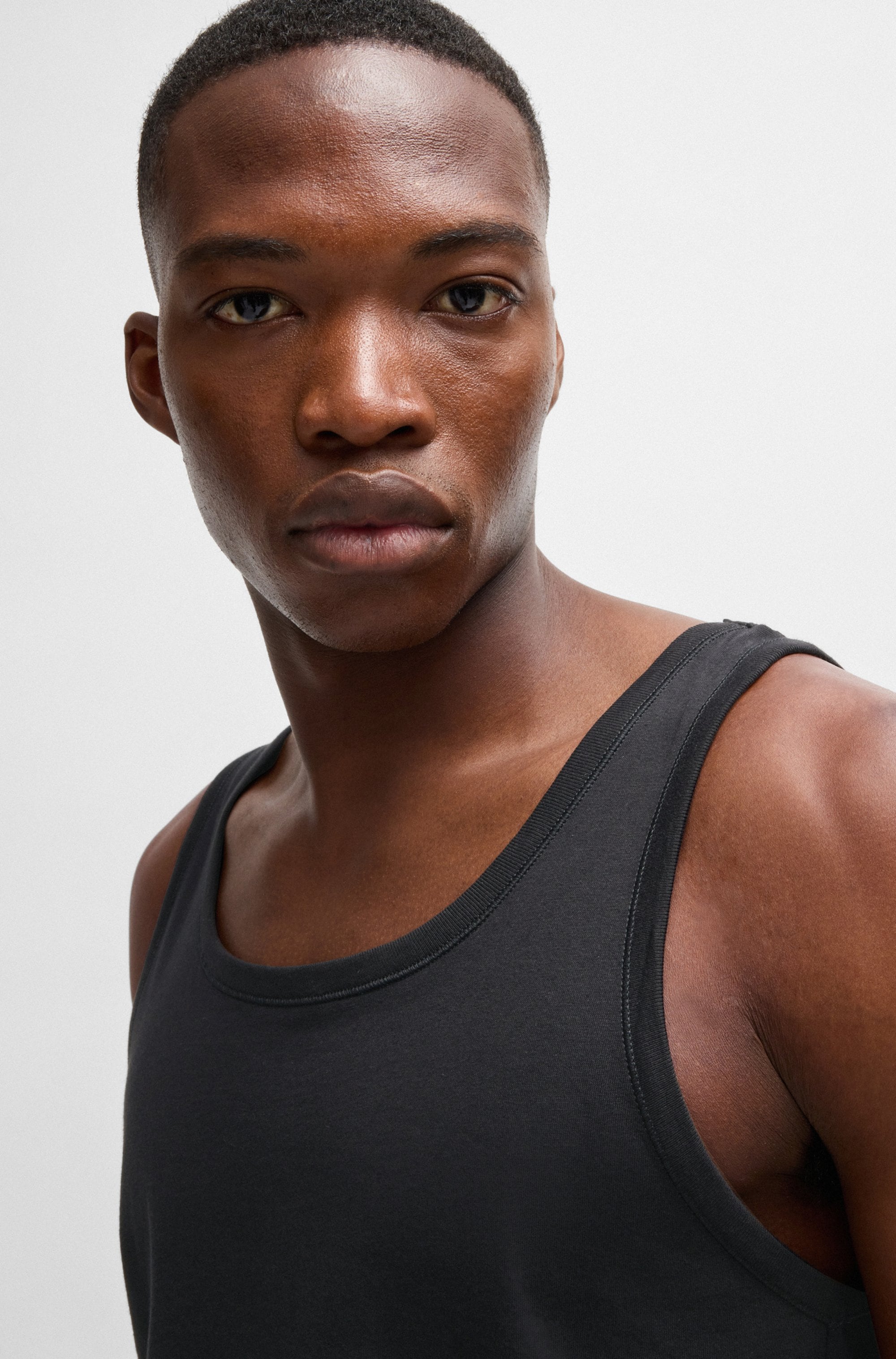 BOSS Unterhemd »Tank Top 3P CO«, (Packung, 3 St.), mit Rippbündchen