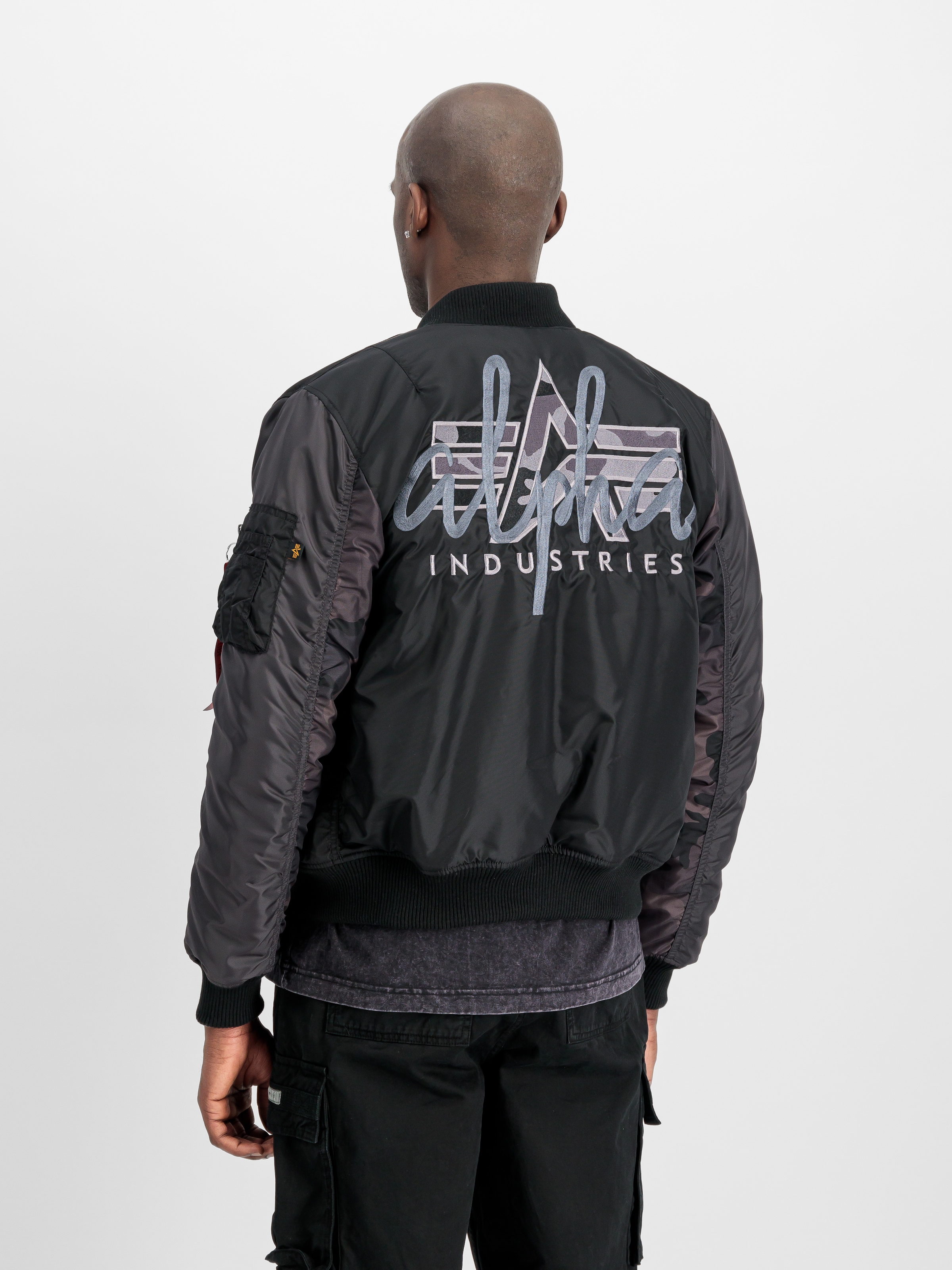 Alpha Industries Bomberjacke »MA-1 Camo BE«