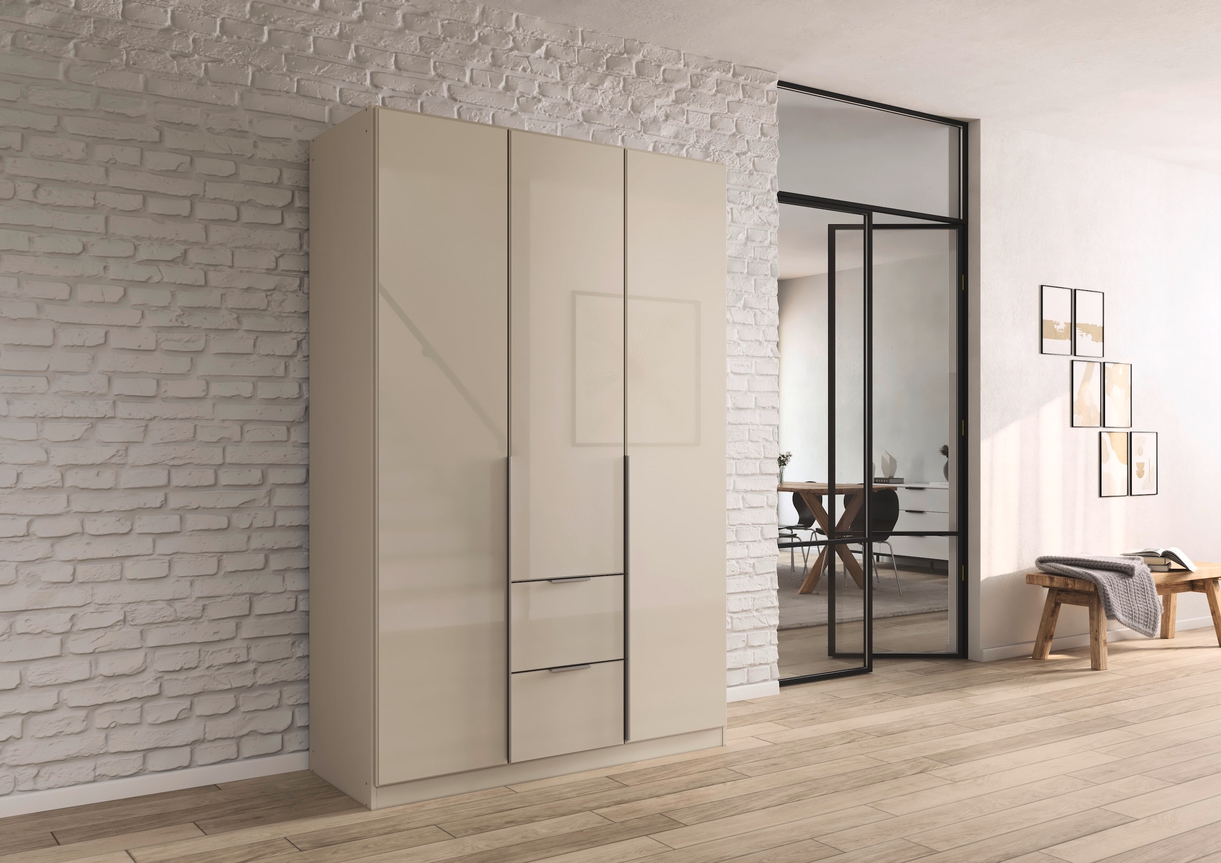 rauch Drehtürenschrank »Kleiderschrank Kleiderschränke Schrank Garderobe AGORDO mit Glasfront«, mit Außenschubkästen, in 6 Breiten und 2 Höhen MADE IN GERMANY