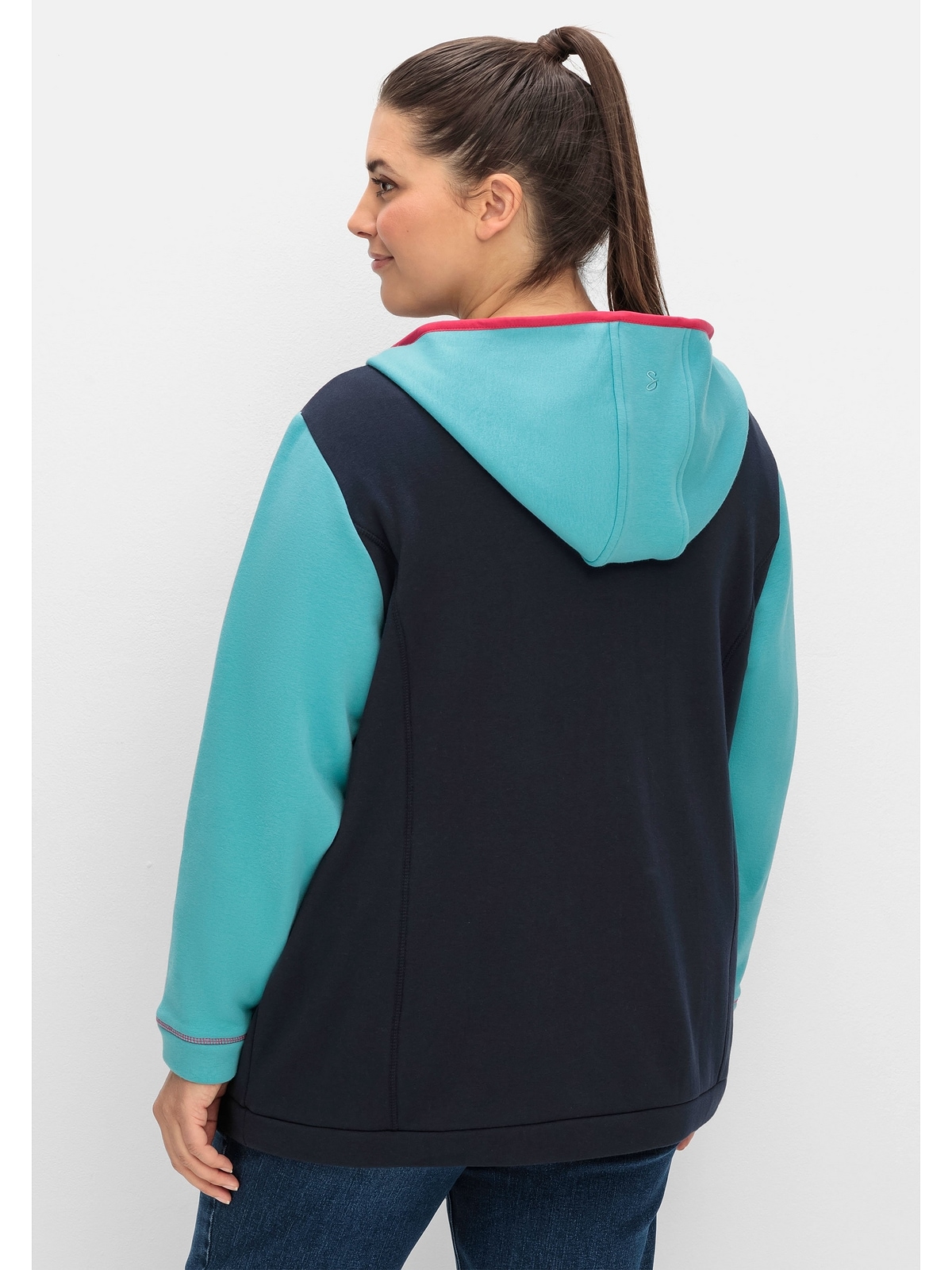 Sheego Strickjacke »Große Größen«, atmungsaktiv und feuchtigkeitsregulierend