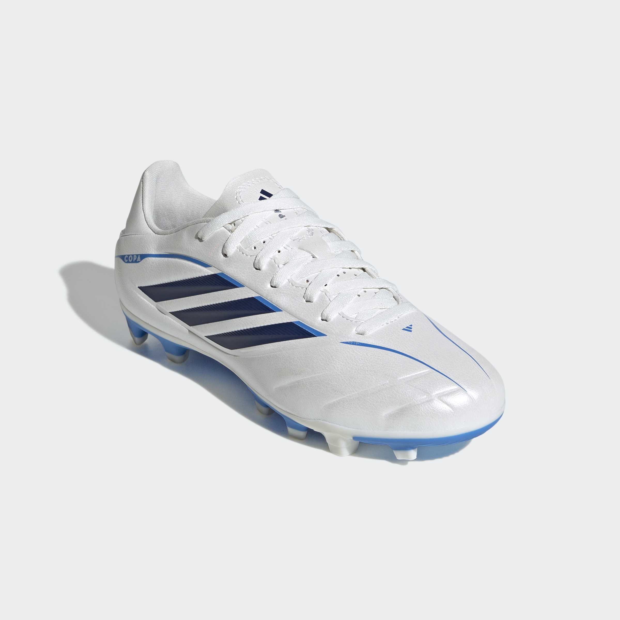 adidas Performance Fußballschuh "COPA PURE IV CLUB KIDS, FESTE / GEMISCHTE BÖDEN" für viele verschiedene Böden geeignet, für Jugendliche & Kinder