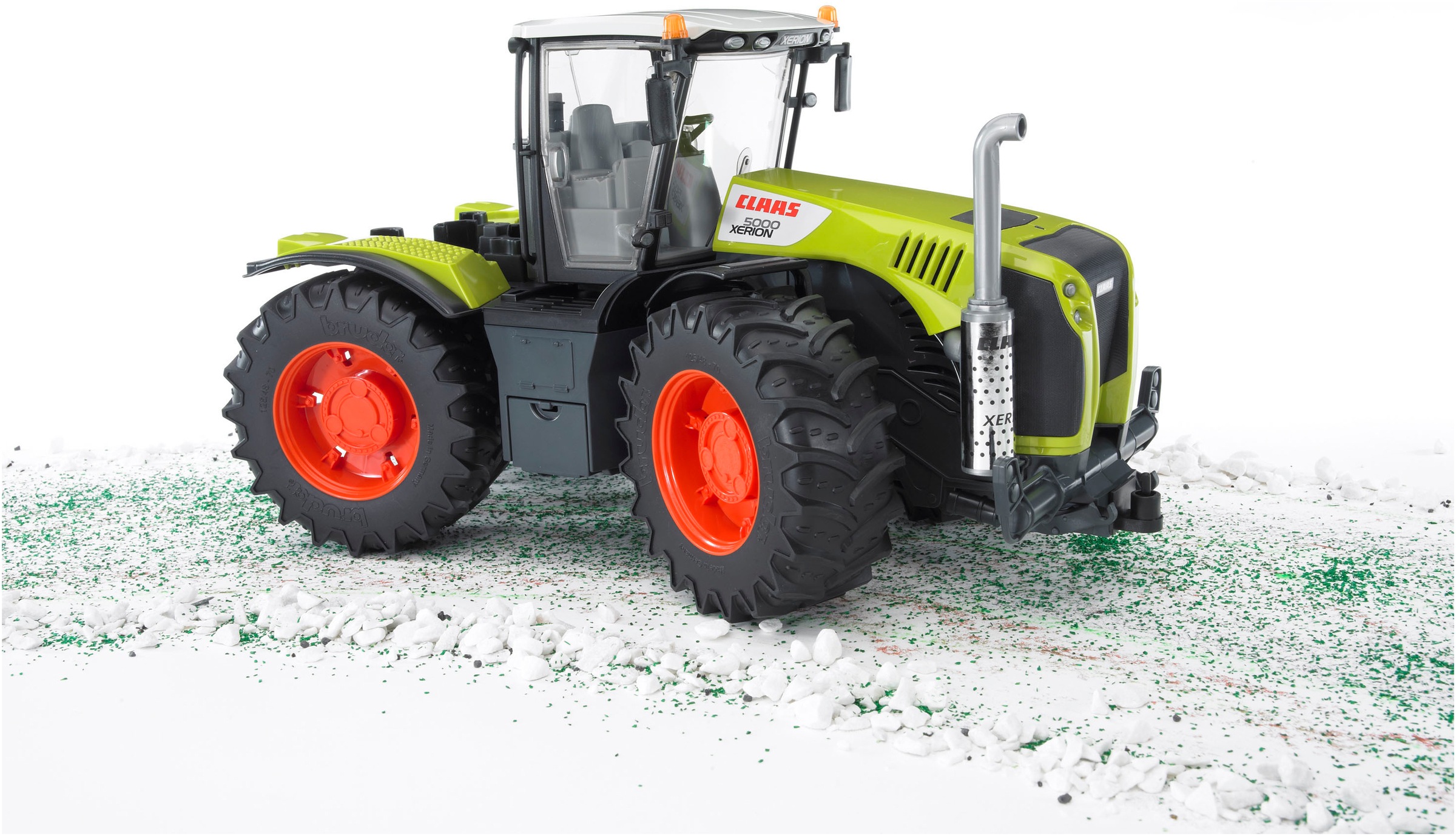 Bruder® Spielzeug-Traktor »Claas Xerion 5000 42 cm (03015)«, Made in Europe