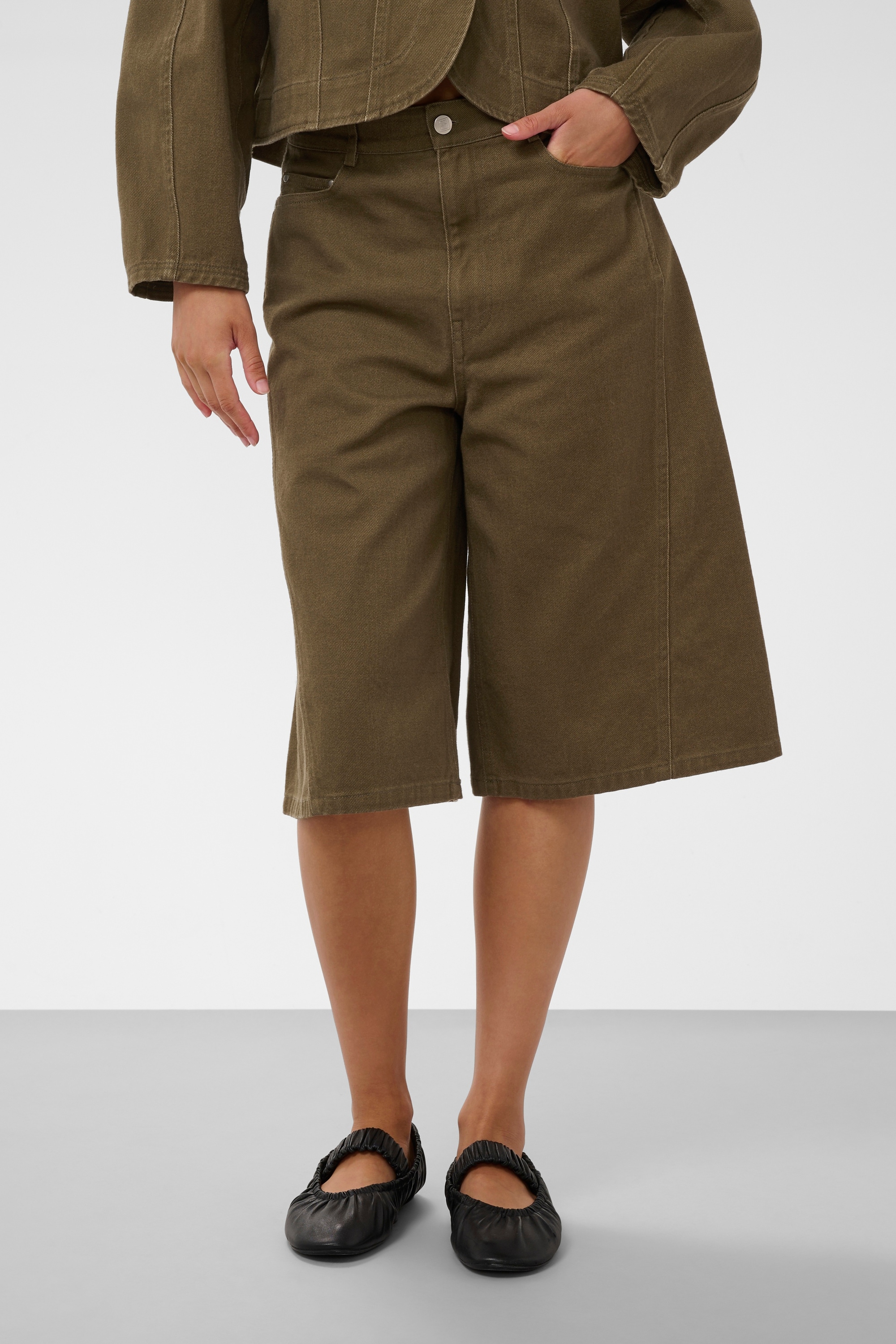 SOAKED IN LUXURY Shorts »Shorts SLSanaga«