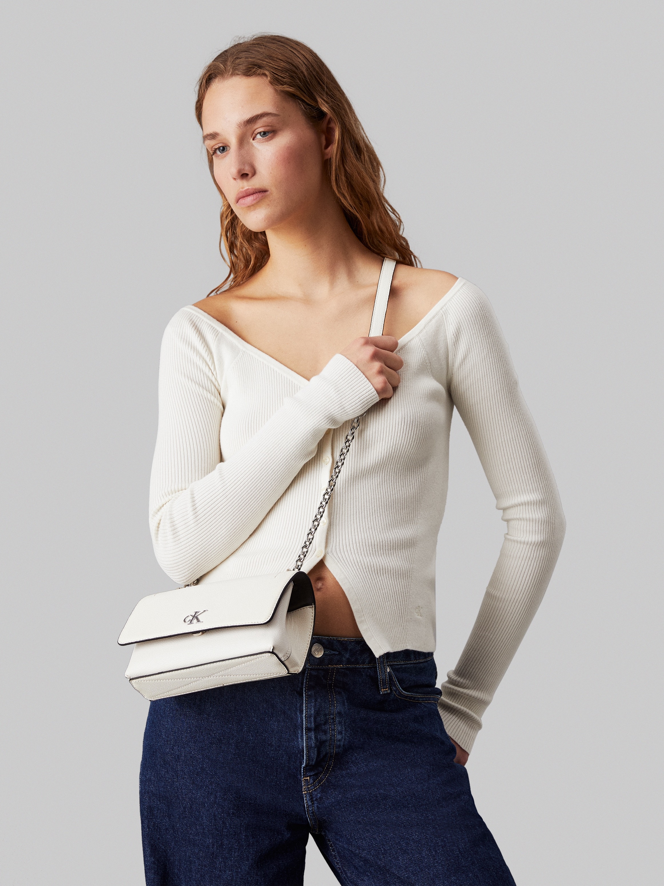 Calvin Klein Jeans Schultertasche "MINIMAL MONOGRAM EW FLAP21", Handtasche Damen Schultertasche Tasche Damen